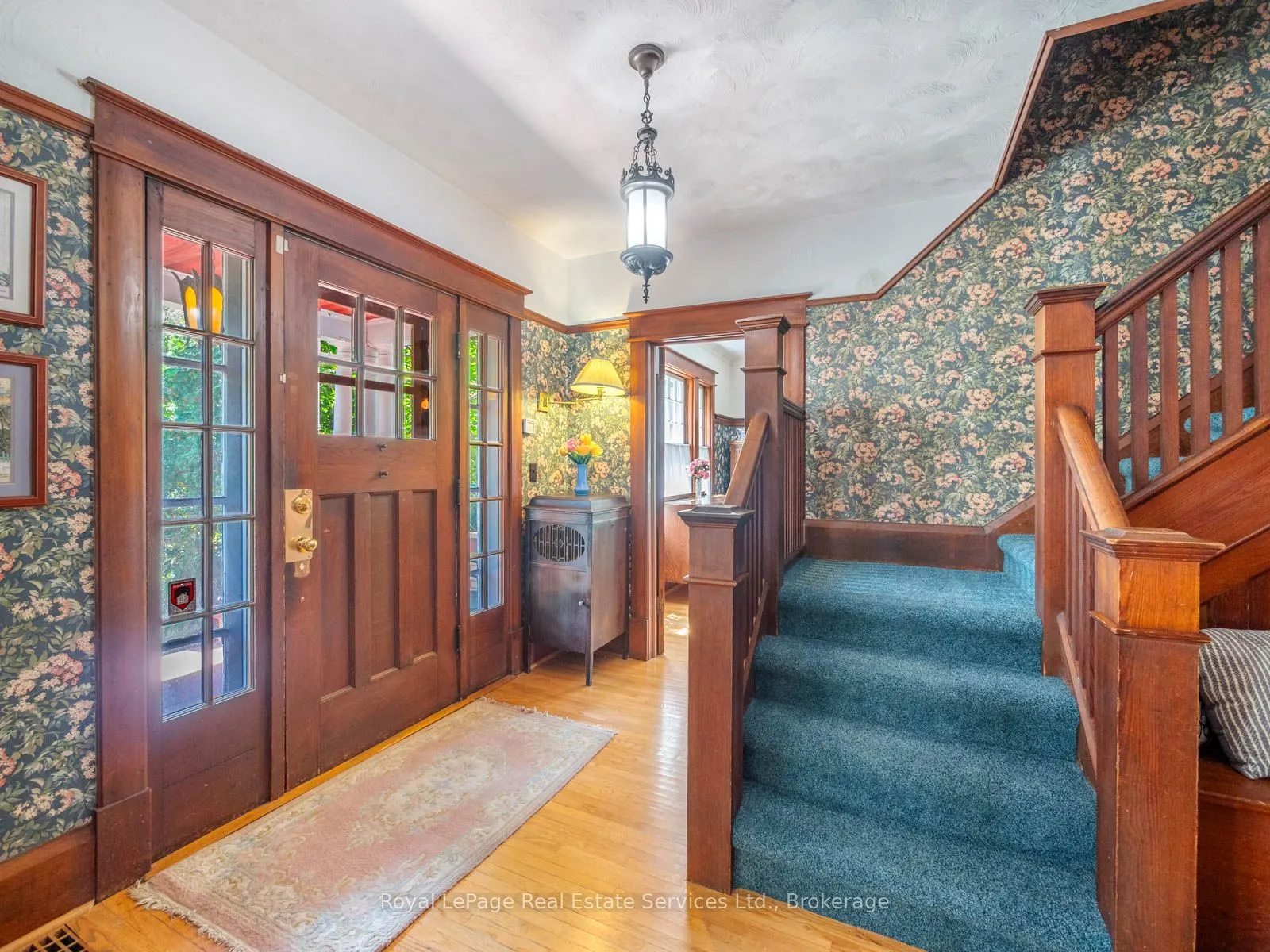 3175 Lakeshore Road W