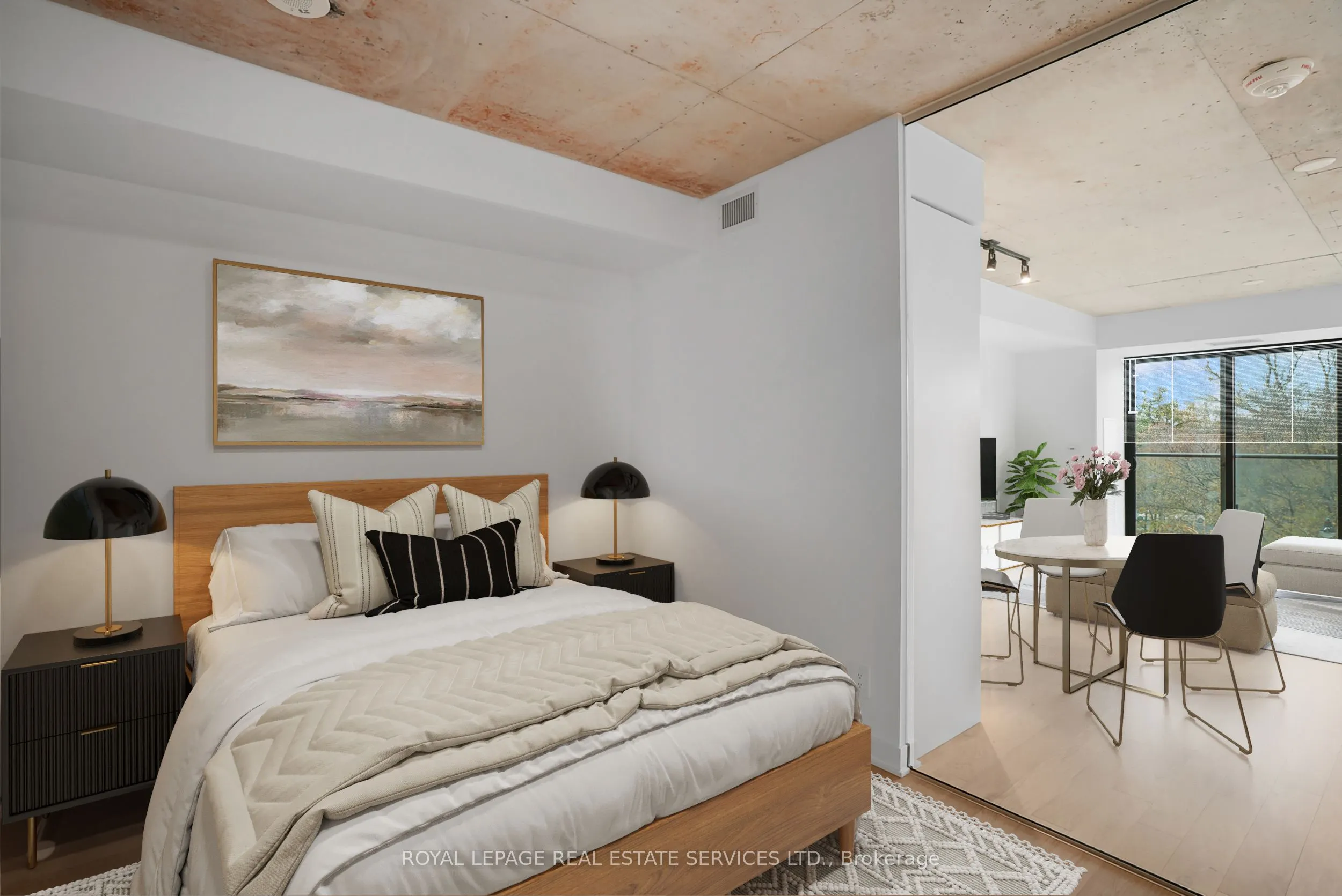 2720 Dundas Street W, #302