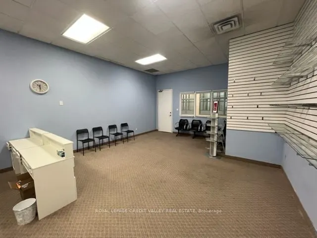 1625 Albion Road, #109