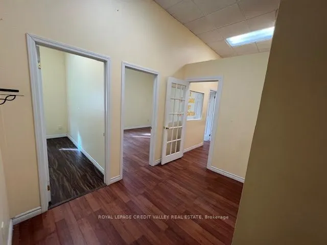 1625 Albion Road, #109