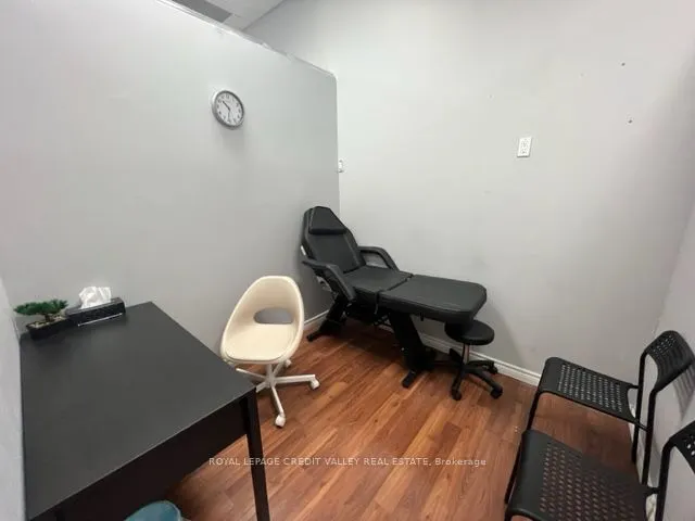 1625 Albion Road, #109