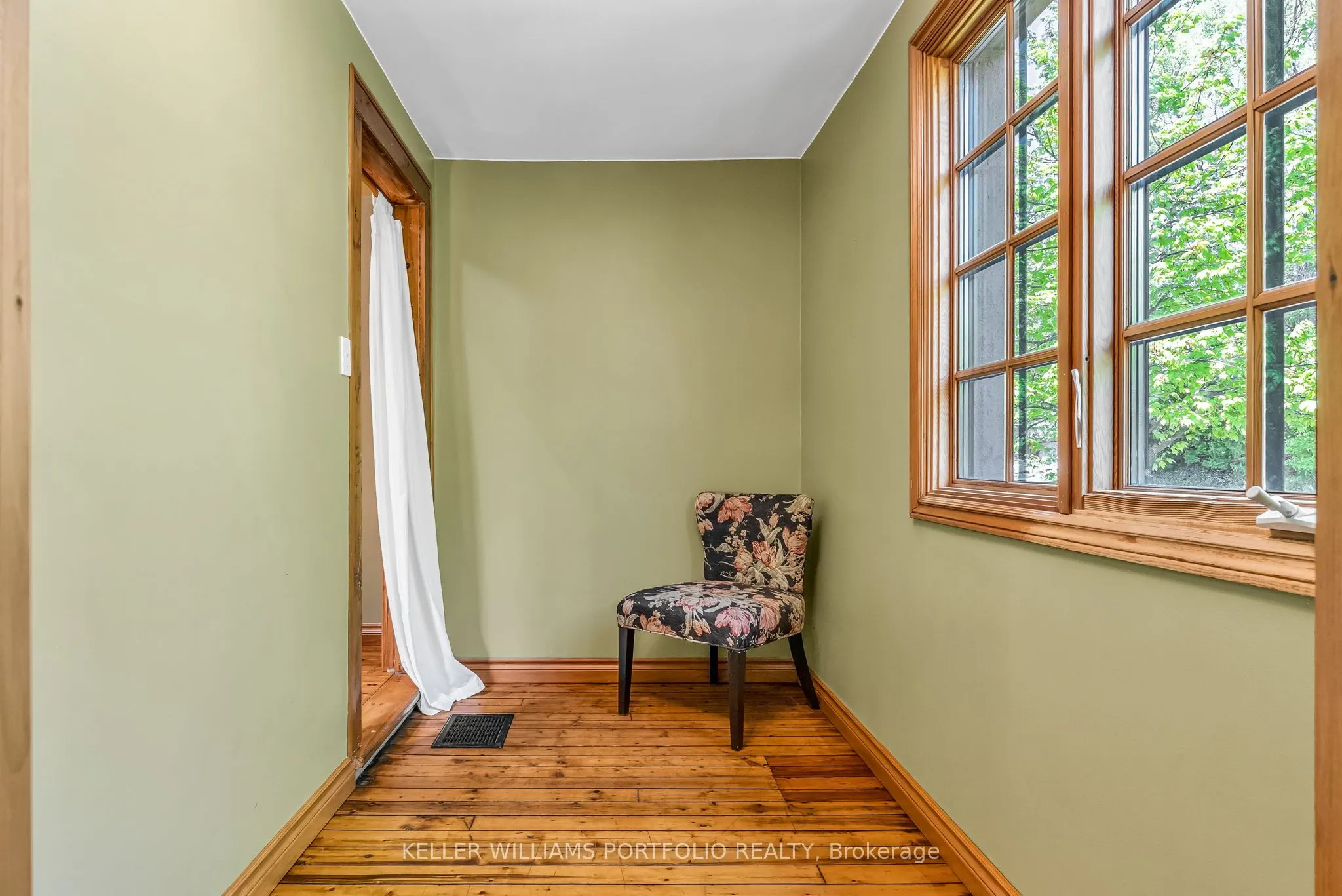 42 Forty First St Street