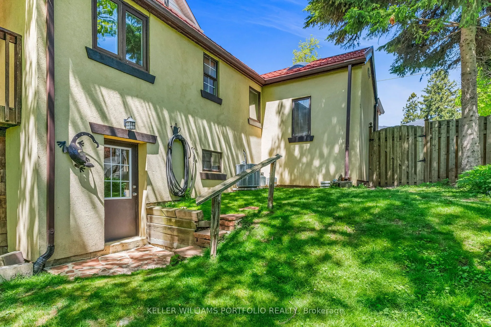 42 Forty First St Street