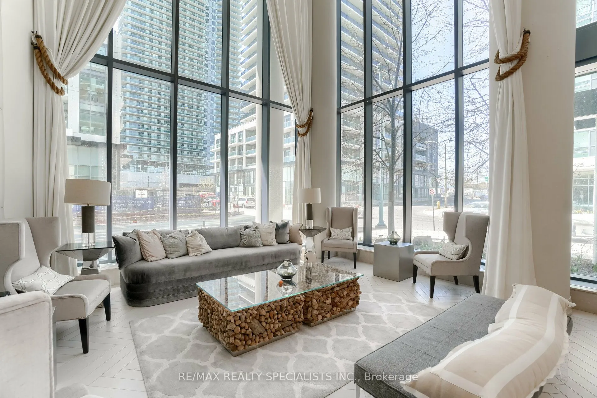 59 Annie Craig Drive, #1604