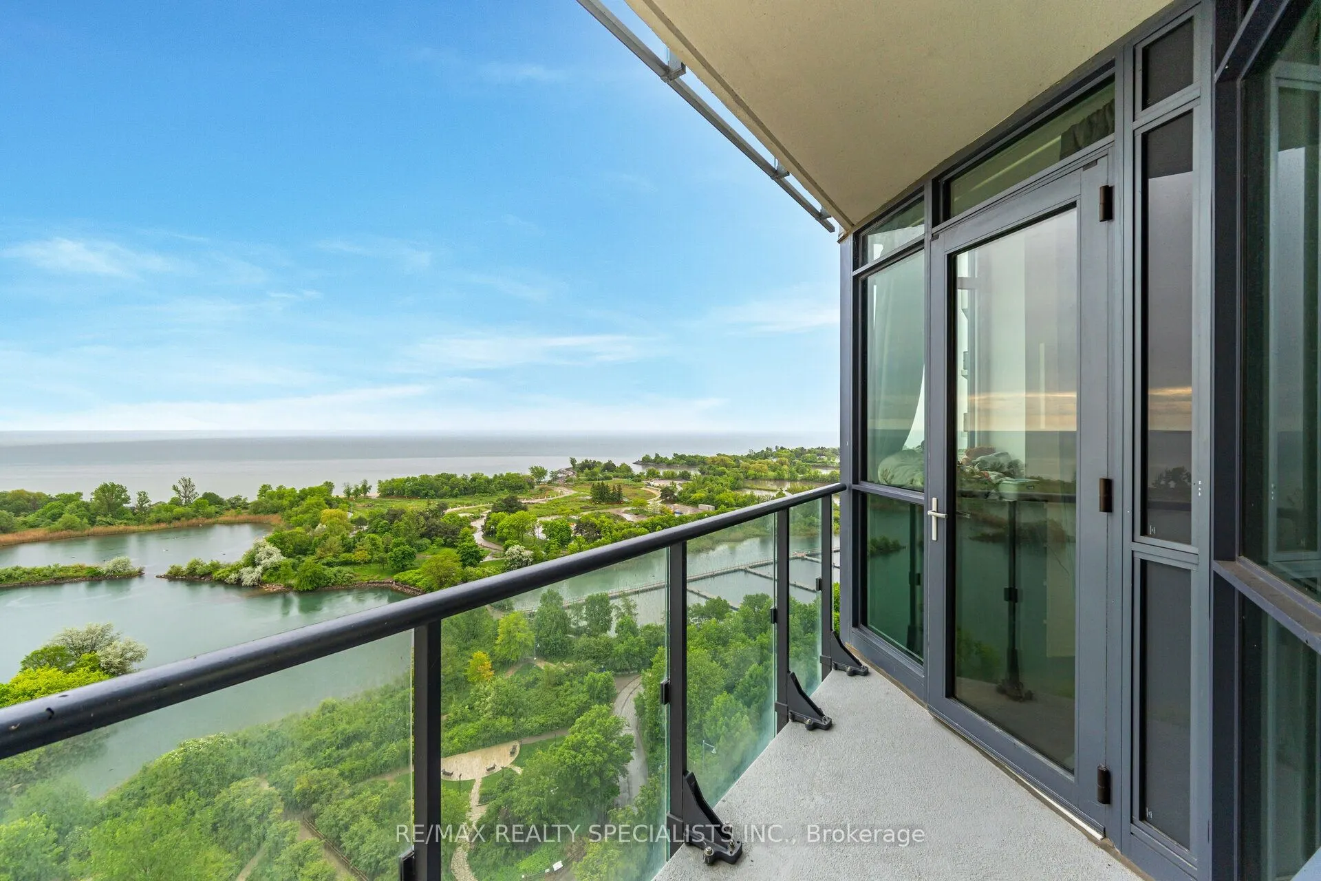 59 Annie Craig Drive, #1604