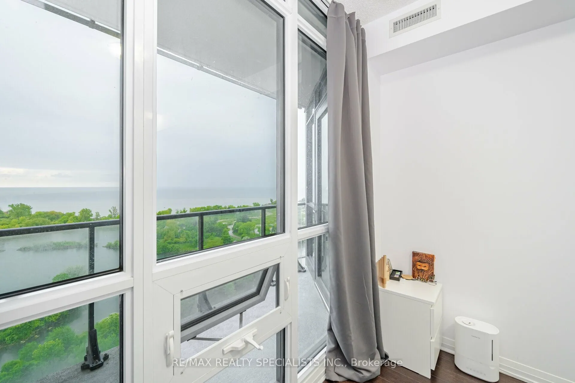 59 Annie Craig Drive, #1604