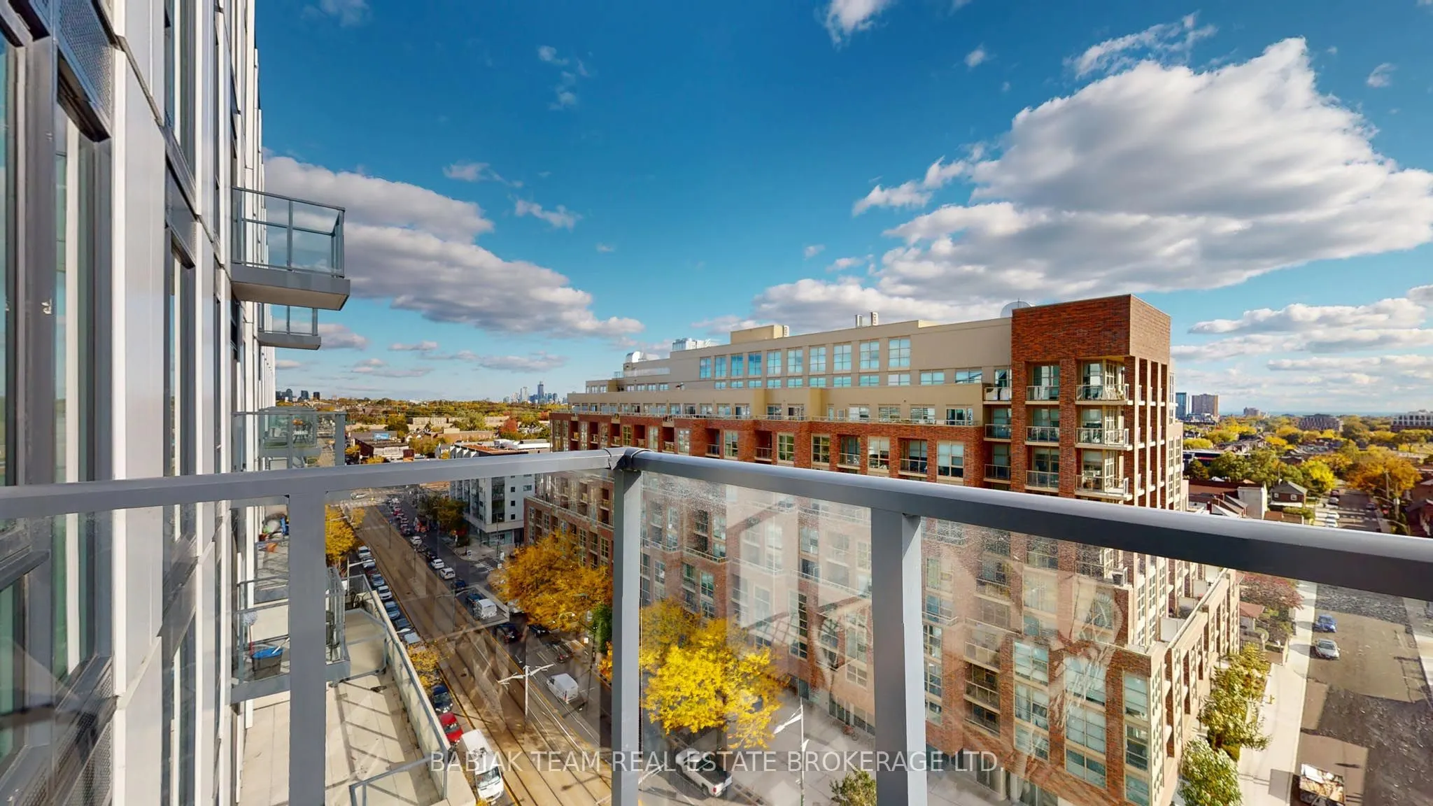 1808 St Clair Avenue W, #1009