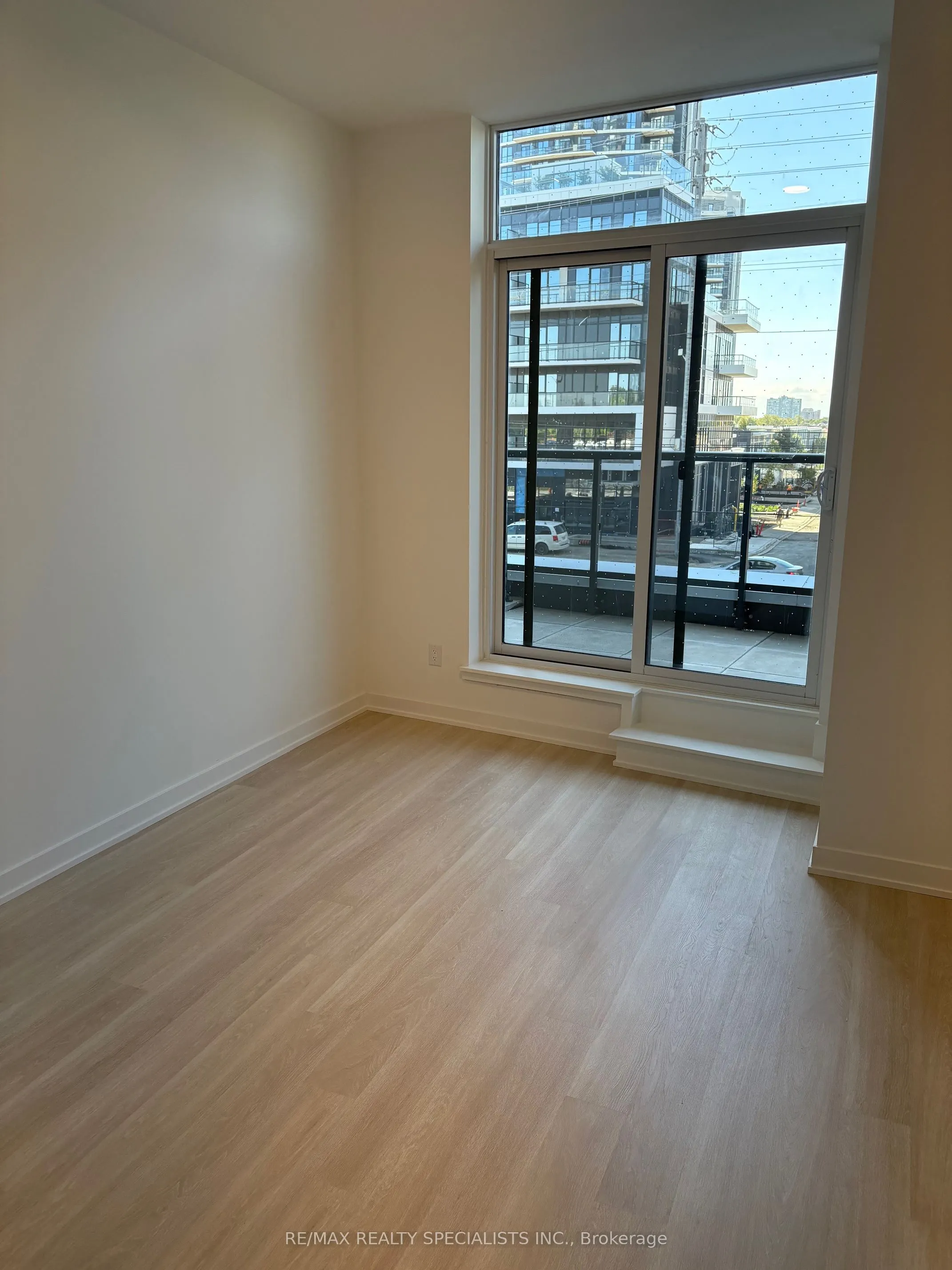 5105 Hurontario Street, #202