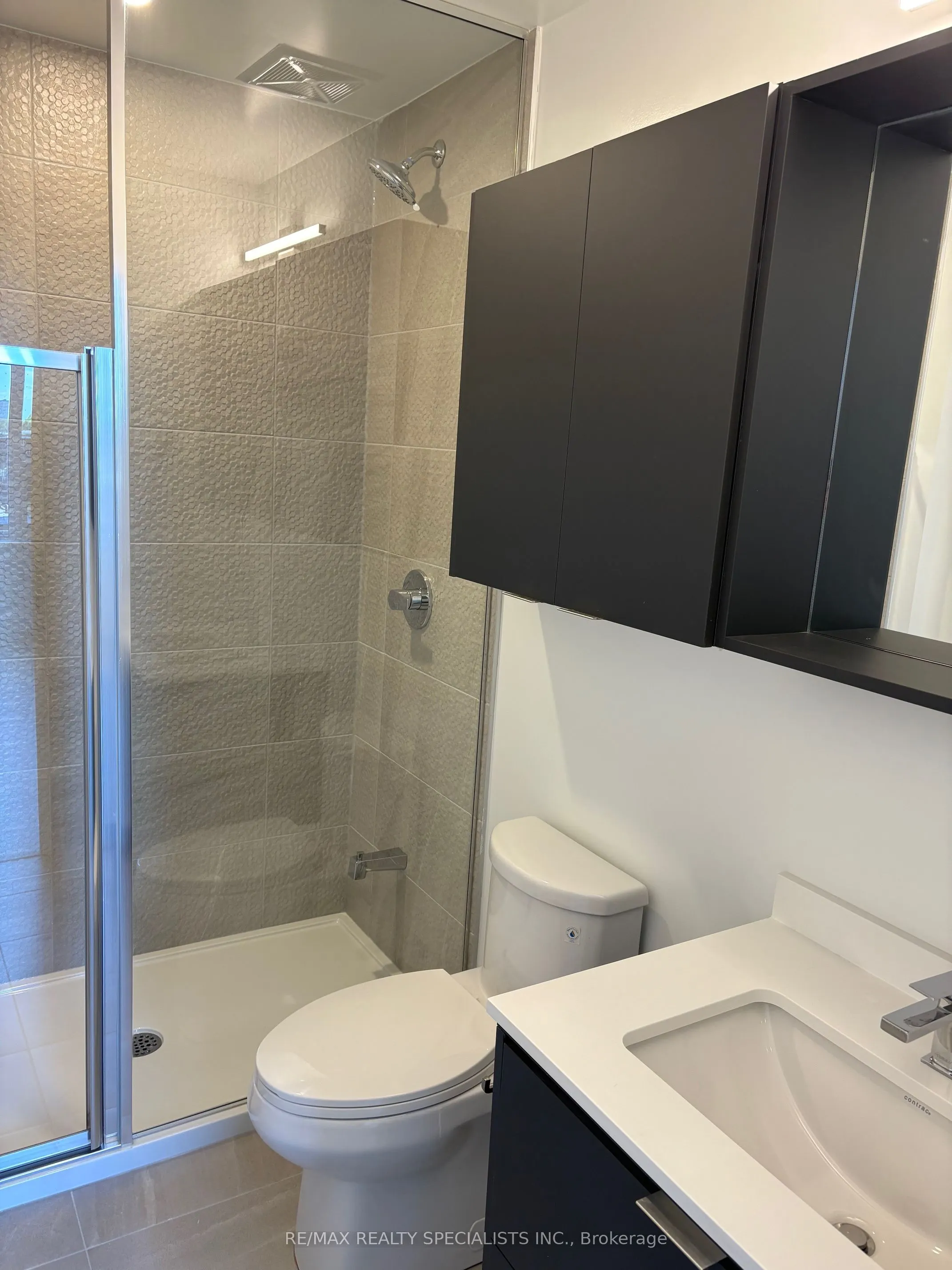 5105 Hurontario Street, #202