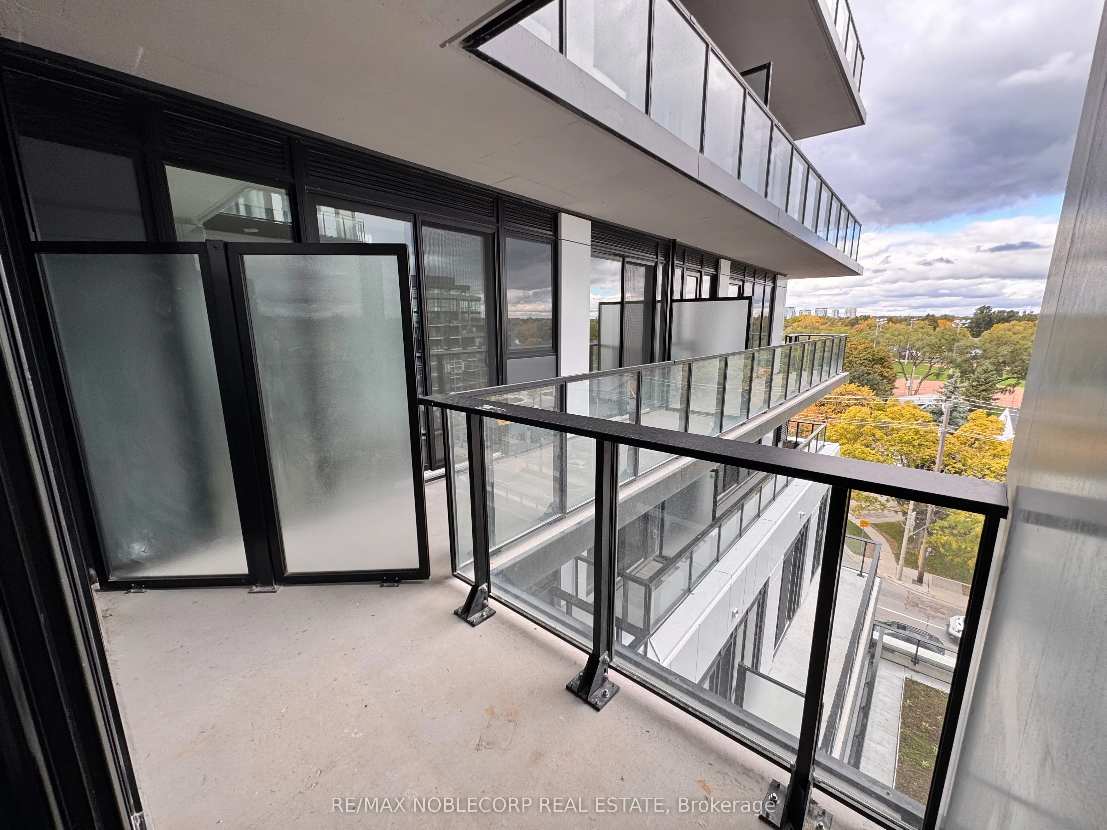 801 The Queens Way, #701