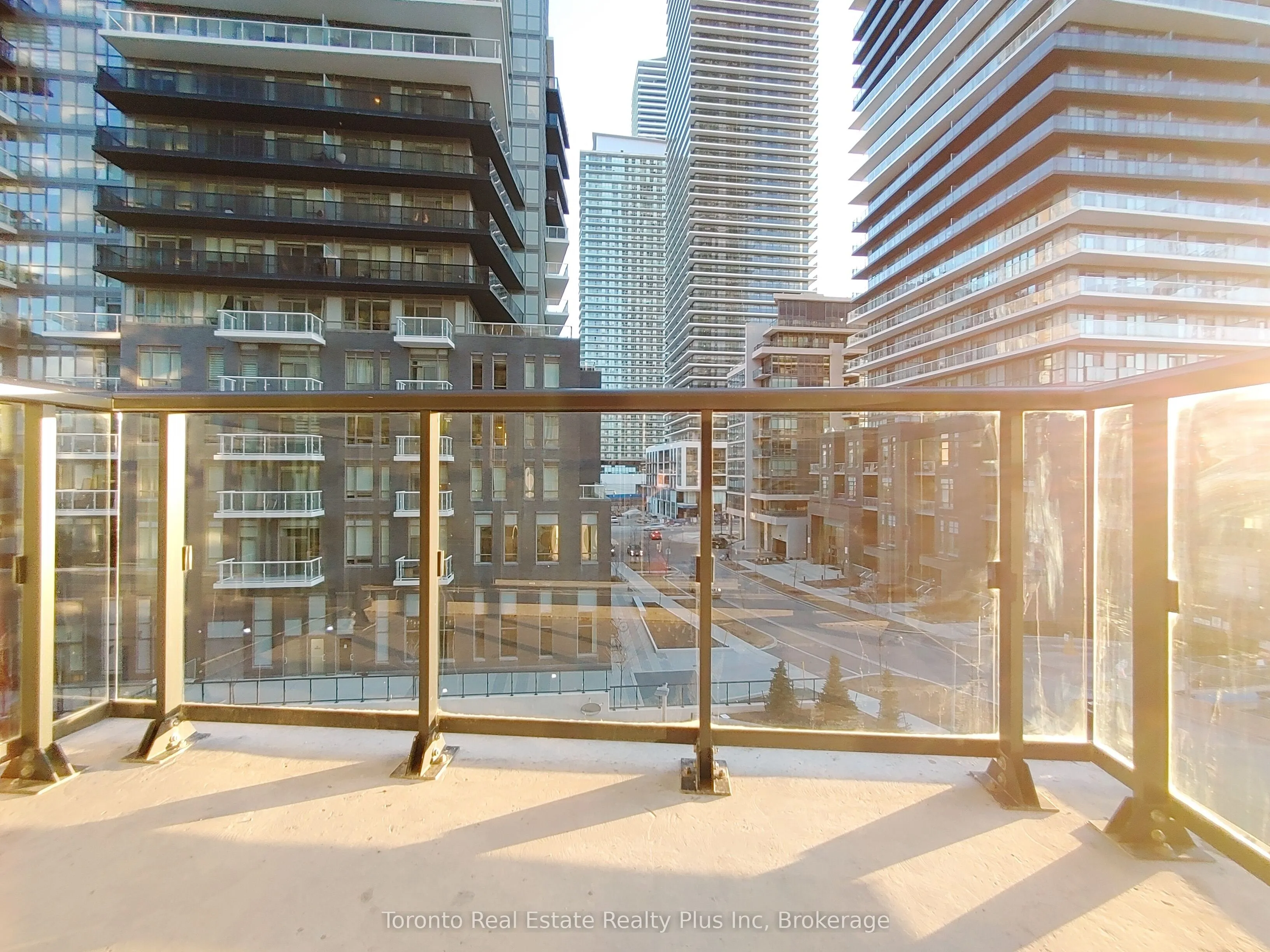 39 Annie Craig Drive, #403