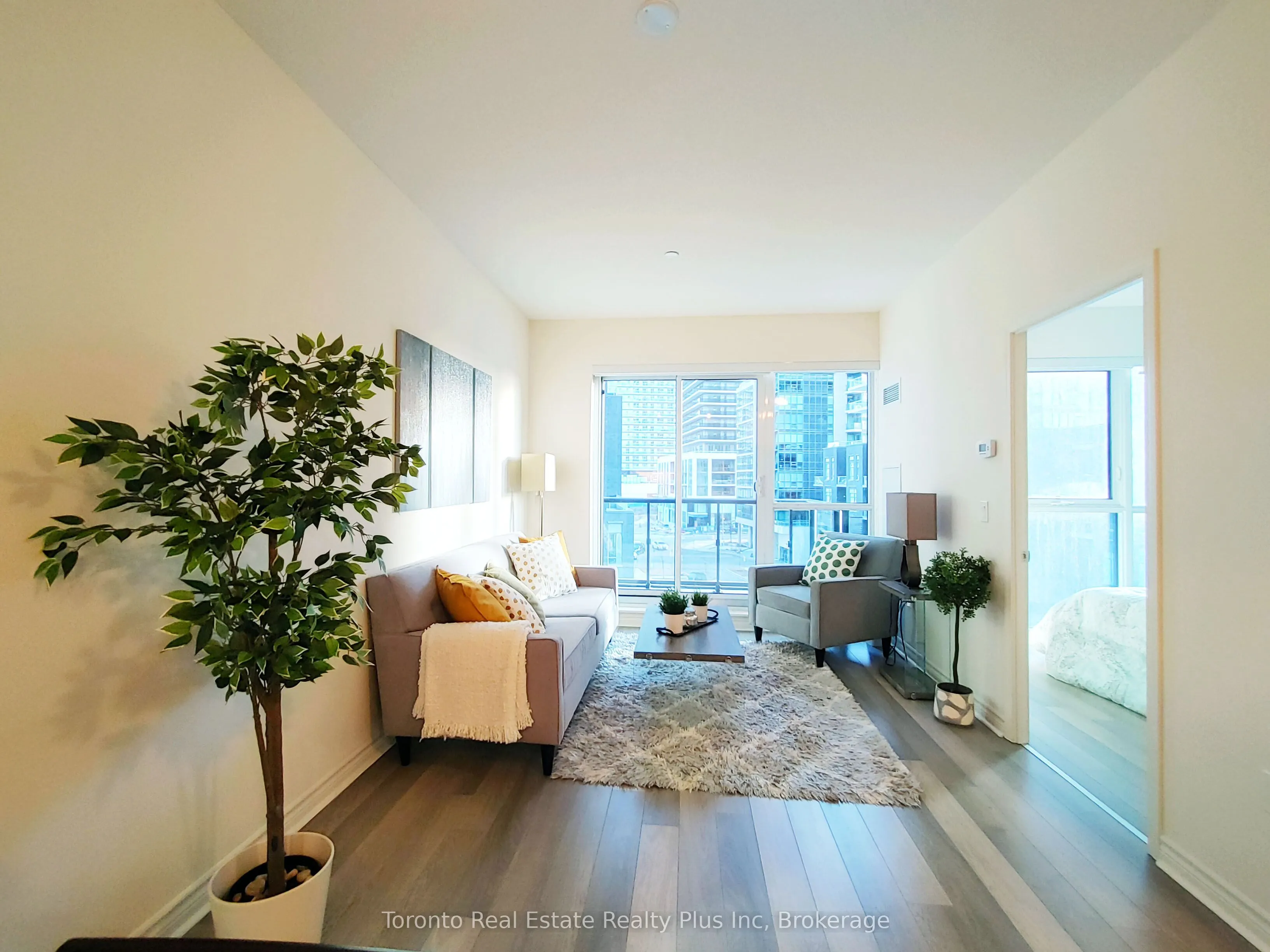 39 Annie Craig Drive, #403