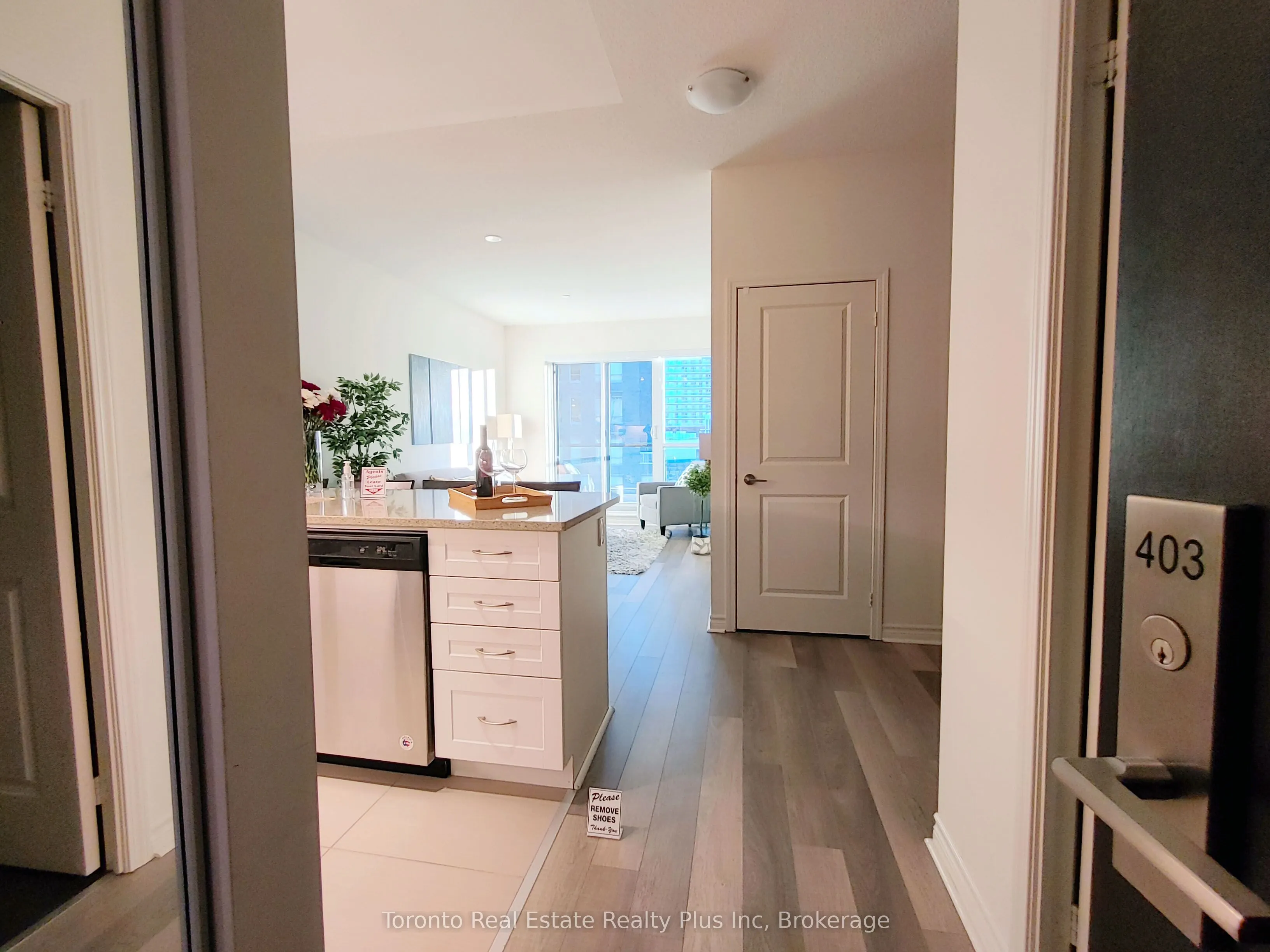 39 Annie Craig Drive, #403