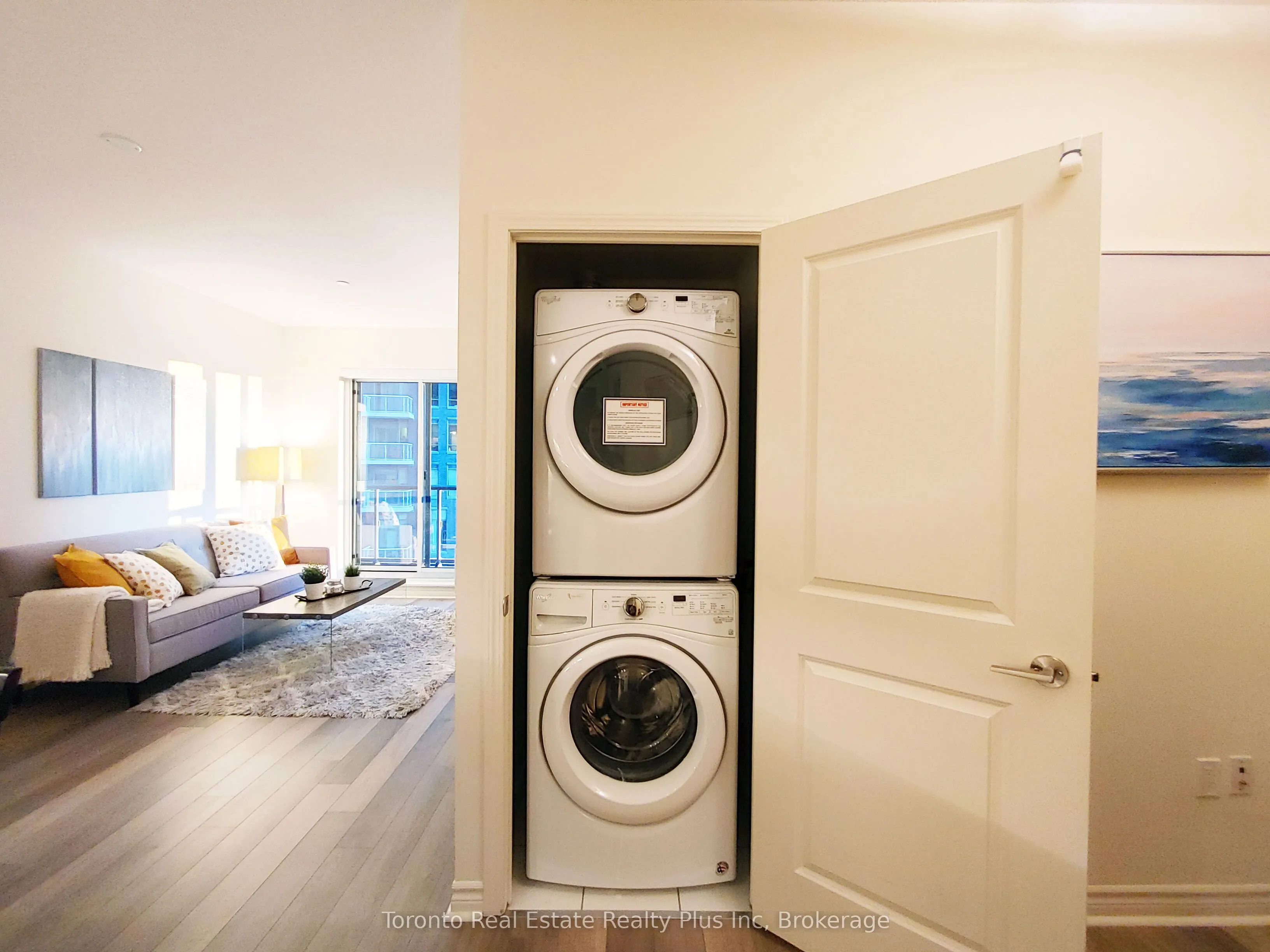 39 Annie Craig Drive, #403