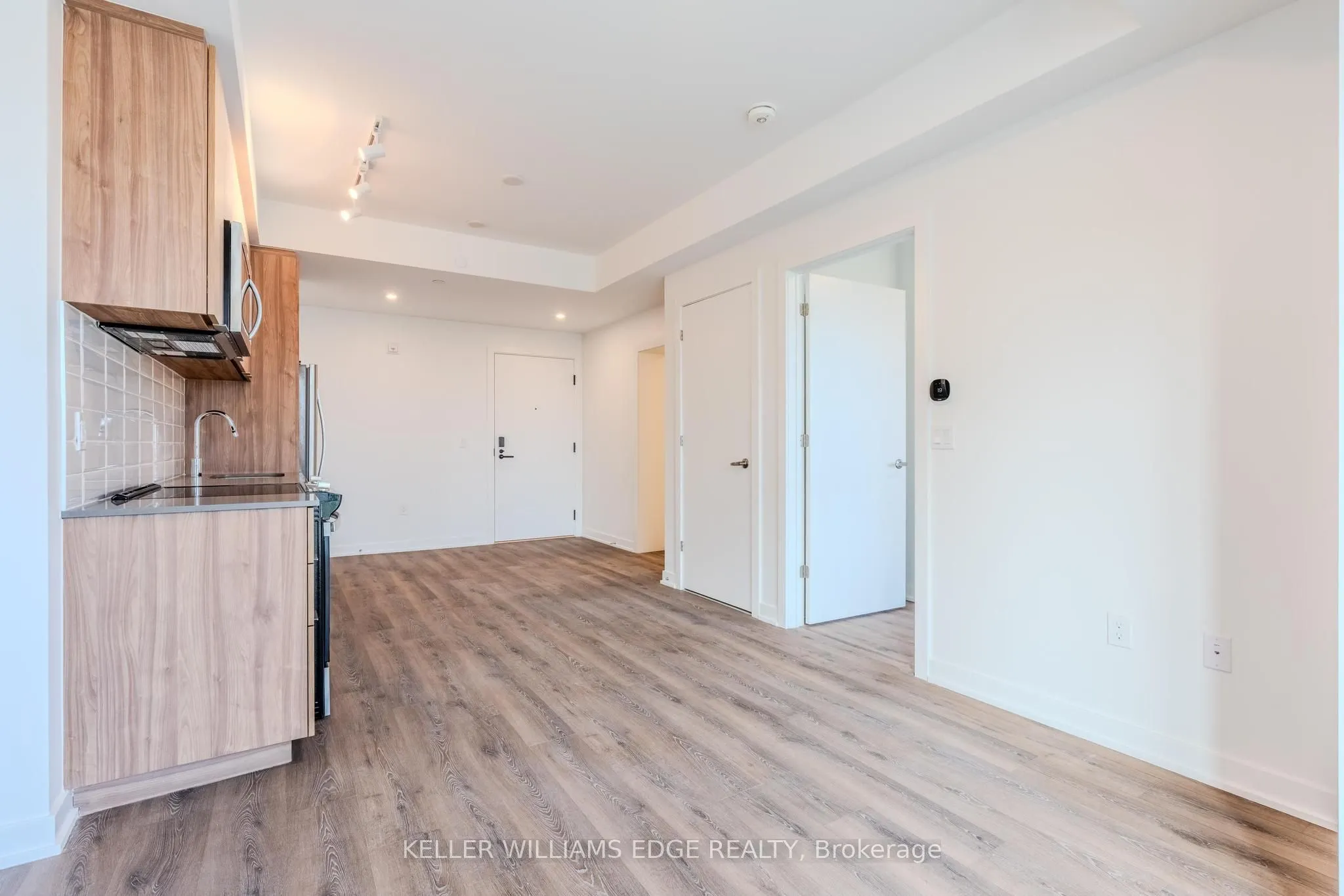 720 Whitlock Avenue, #202