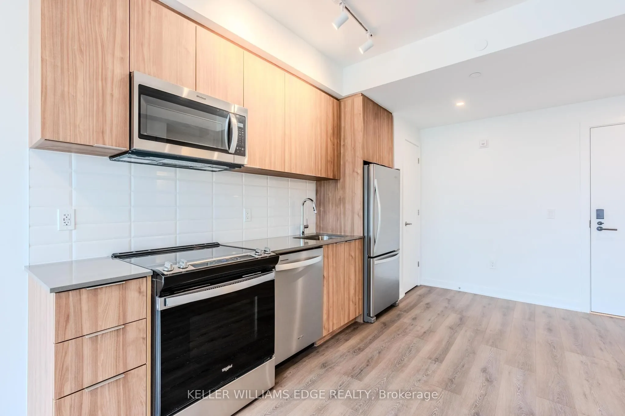 720 Whitlock Avenue, #202