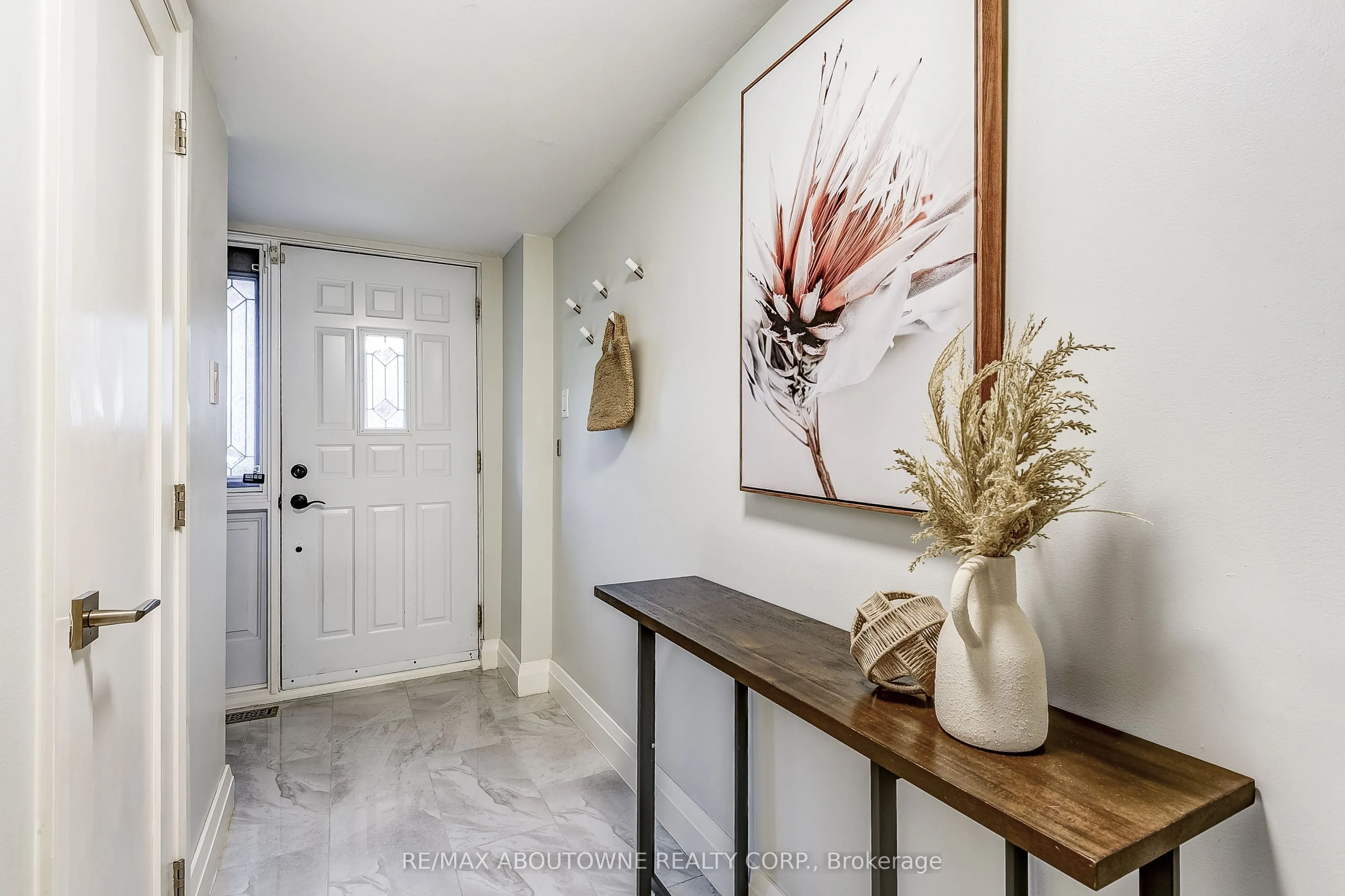 2 Bradbrook Road, #6