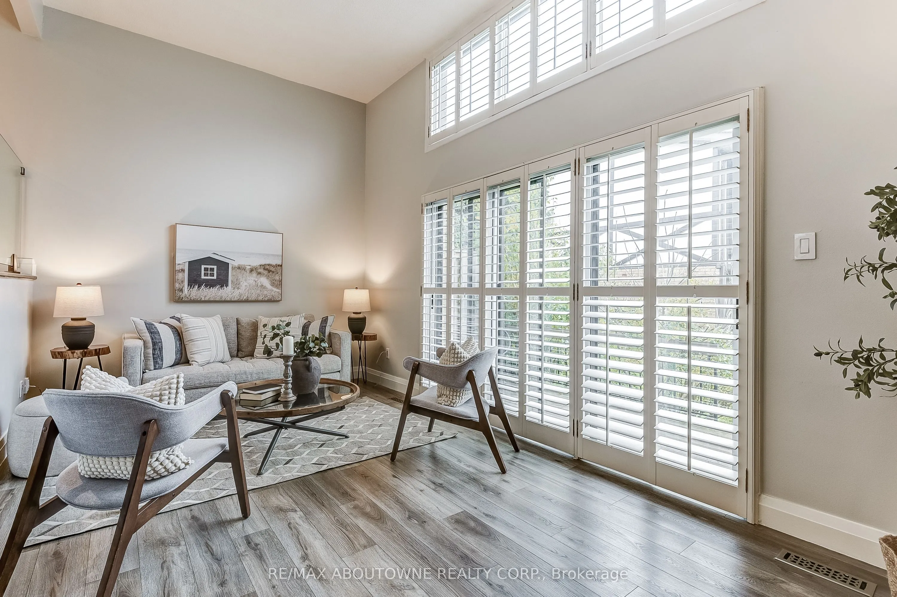 2 Bradbrook Road, #6