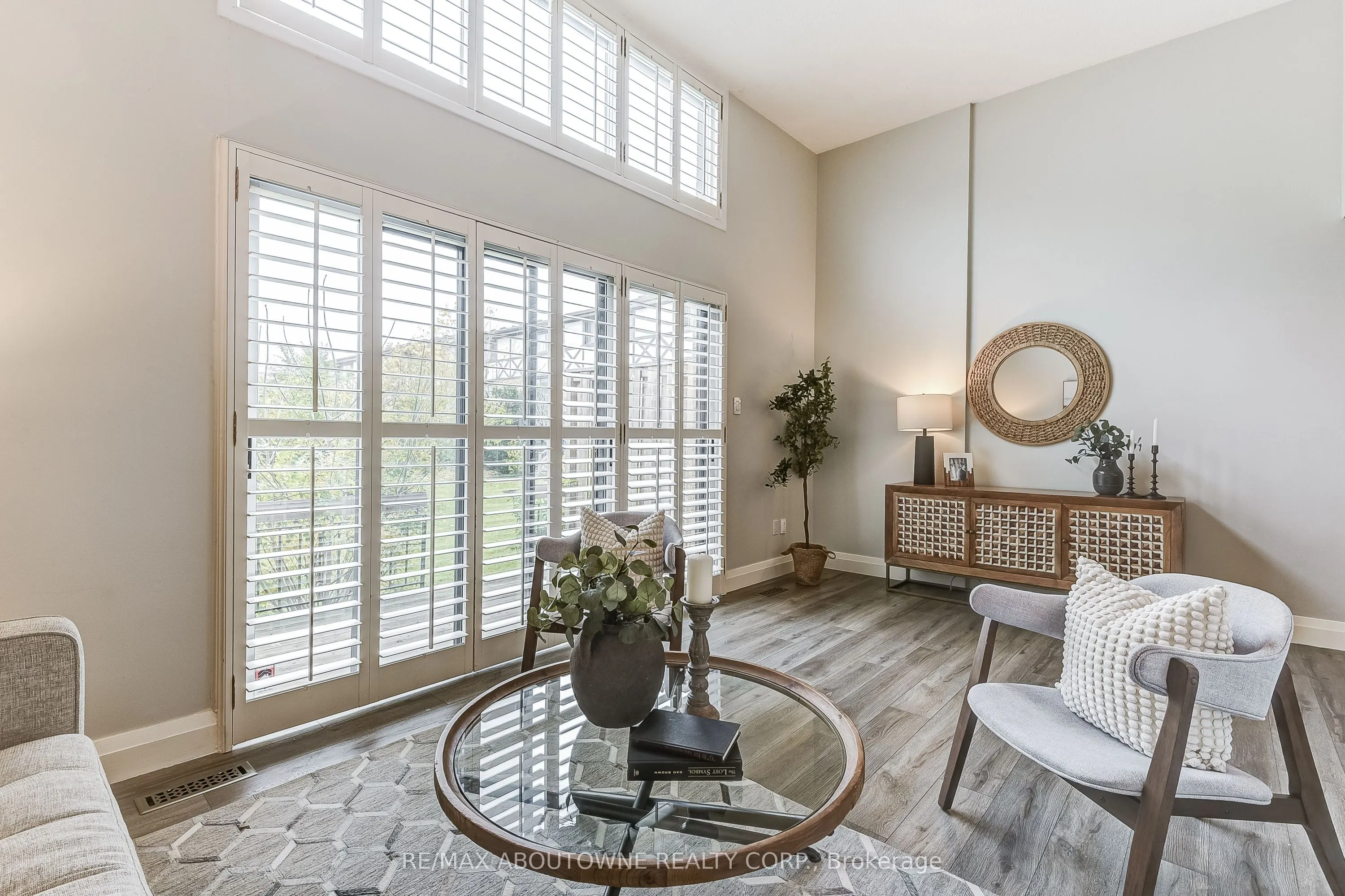 2 Bradbrook Road, #6