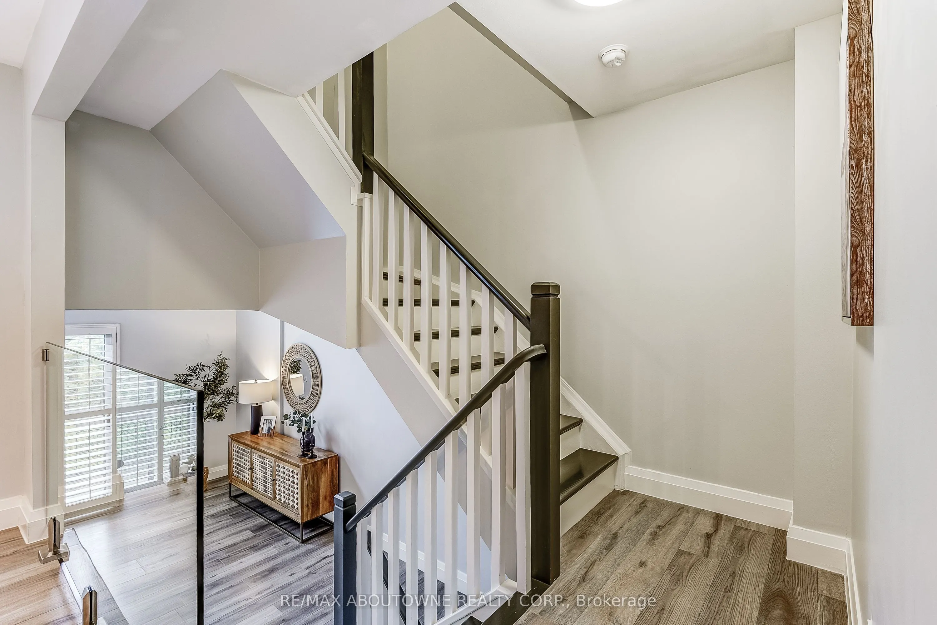 2 Bradbrook Road, #6