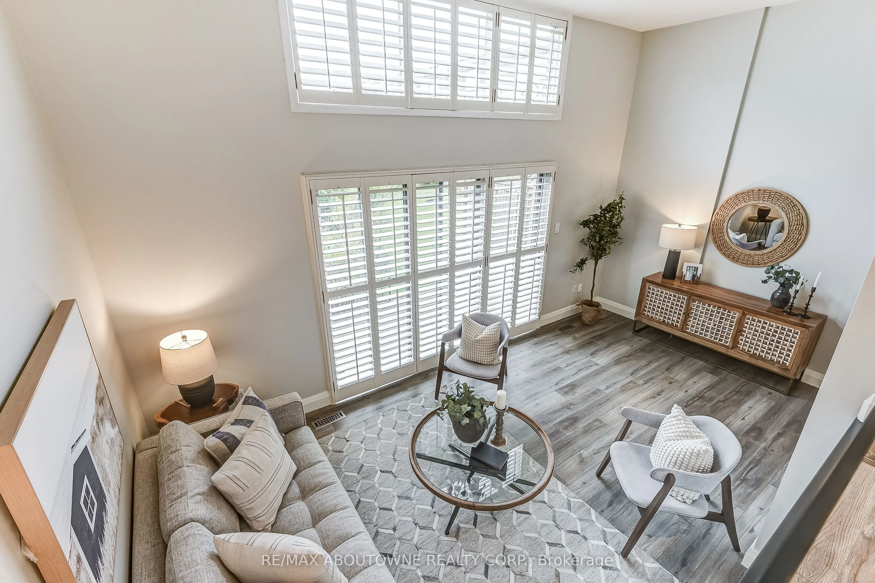 2 Bradbrook Road, #6