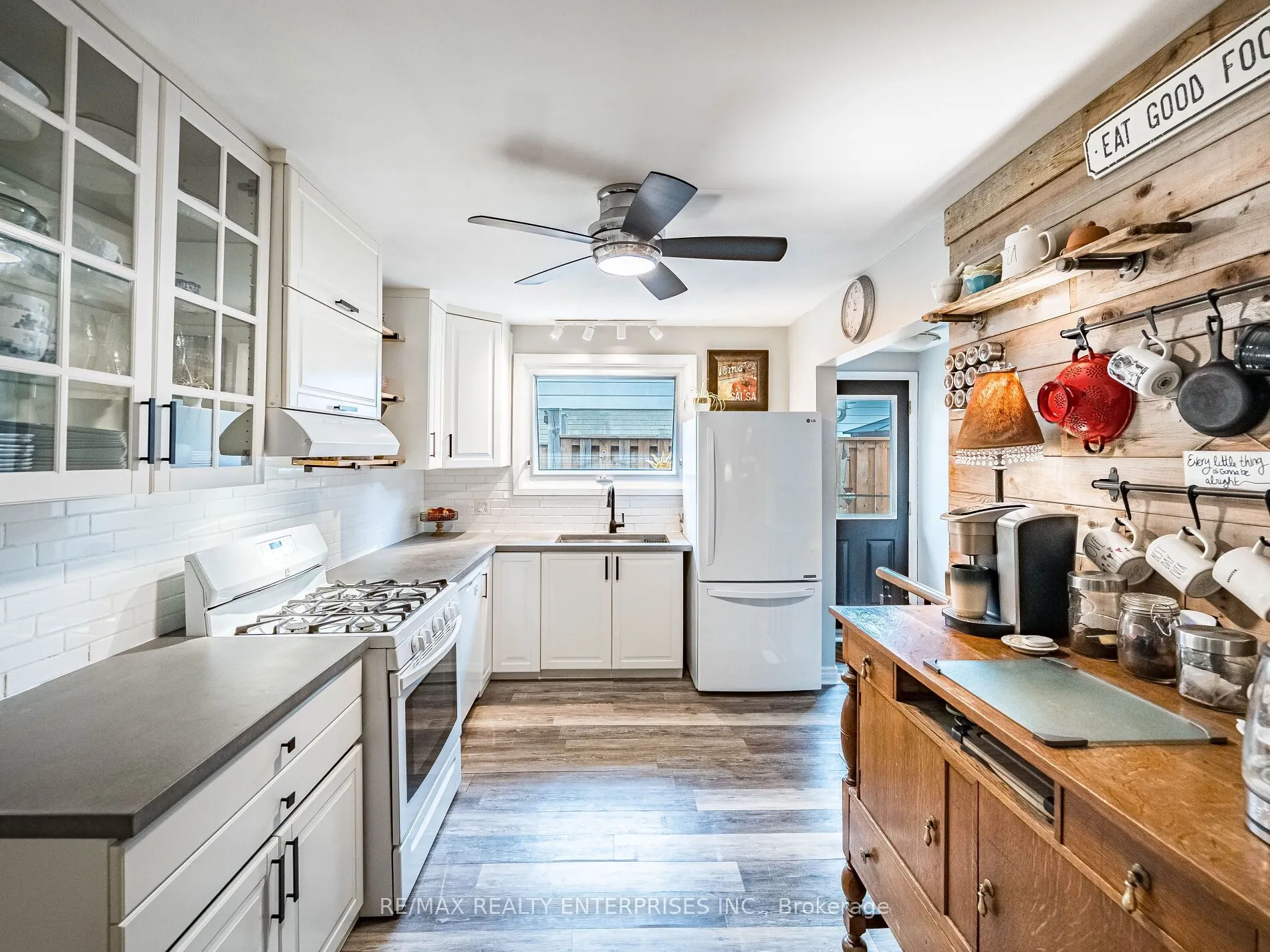 637 Artreva Crescent