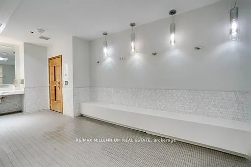 56 Annie Craig Drive, #3105