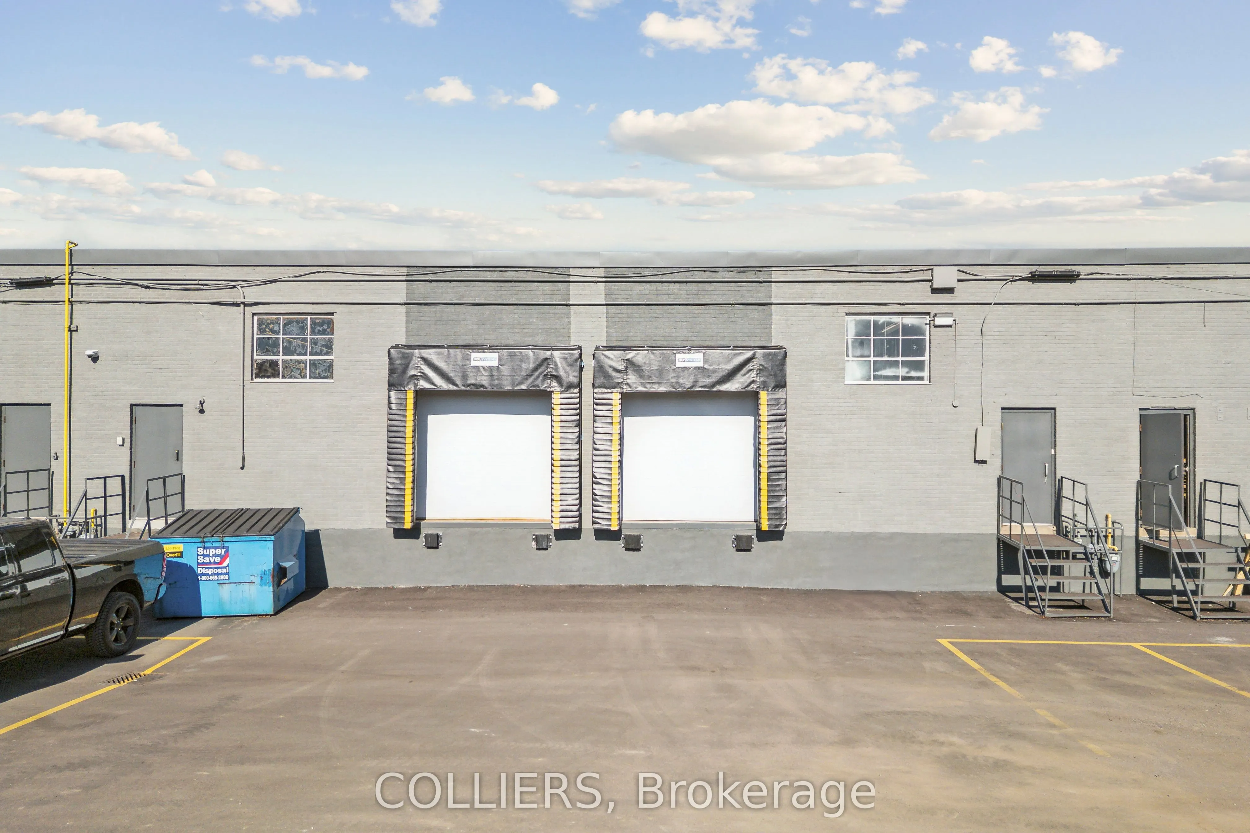 1200 Aimco Boulevard, #5