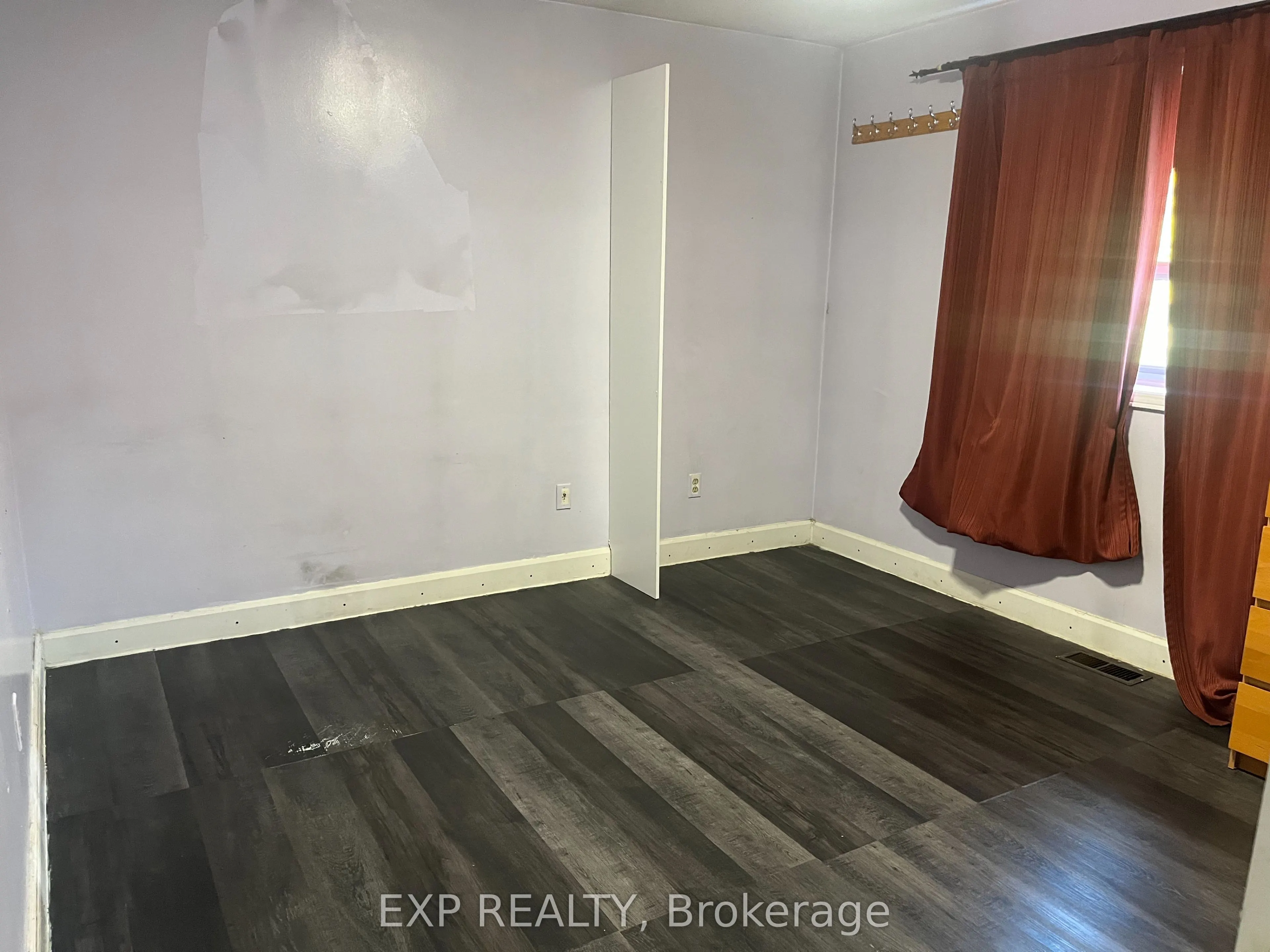 3215 Parkerhill Road