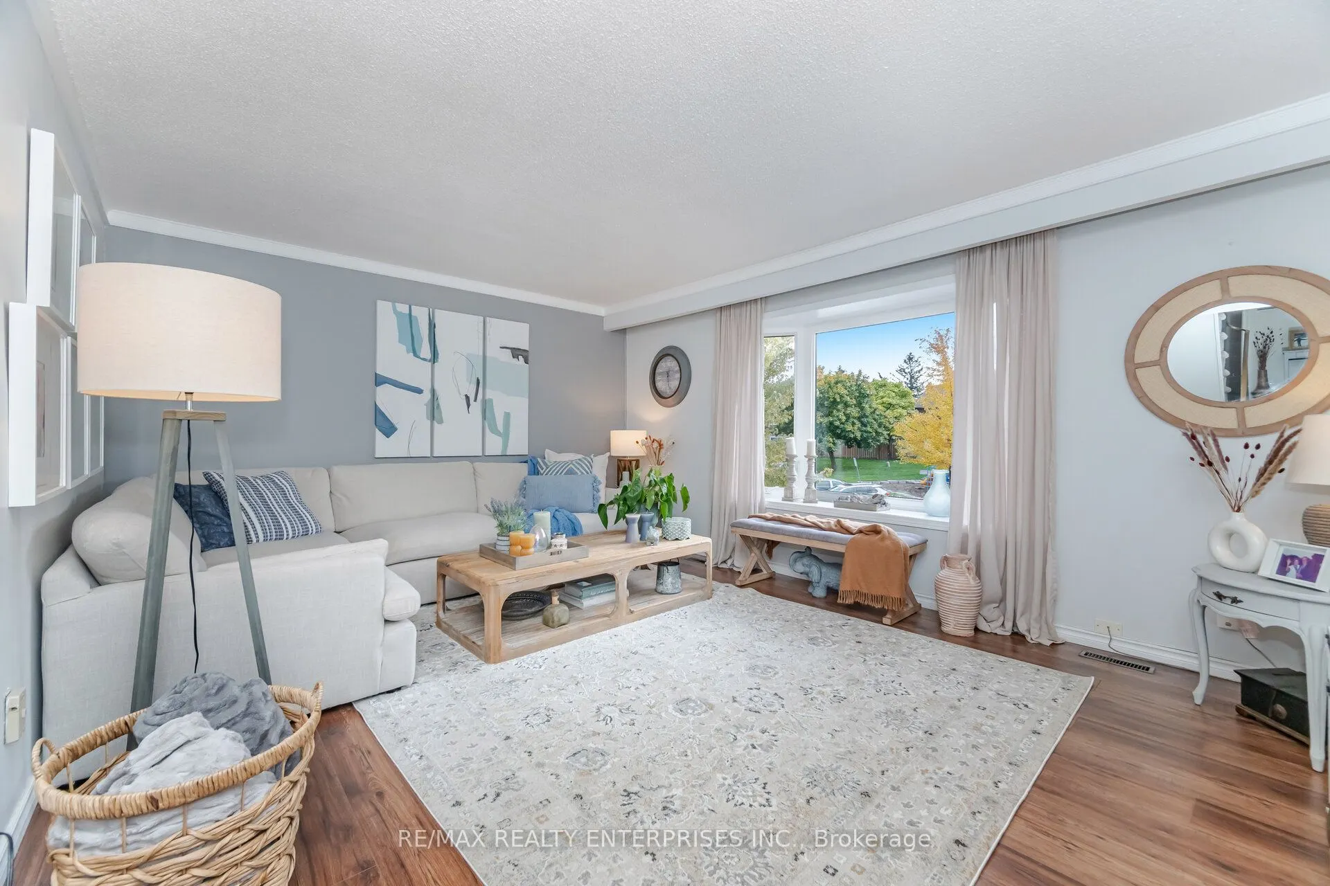 371 Bronte Street S, #110