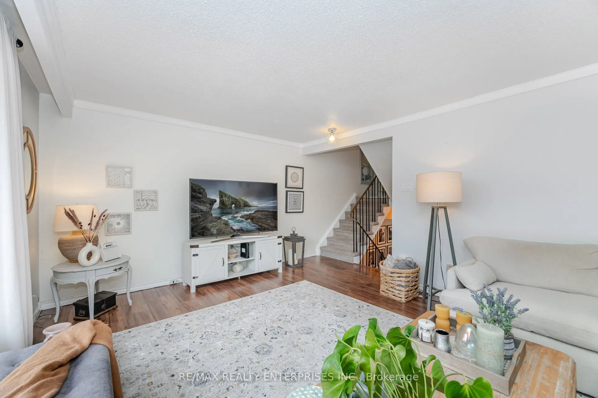 371 Bronte Street S, #110