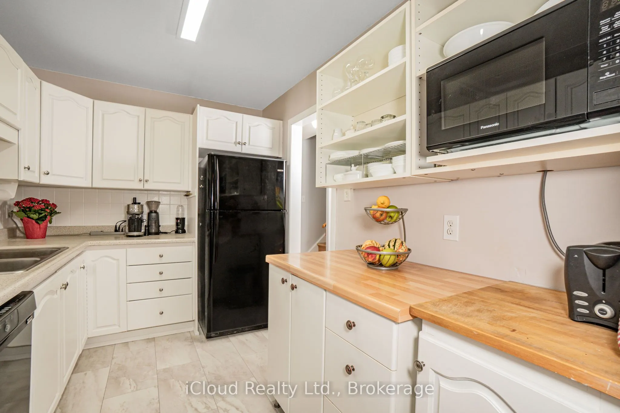 5061 Pinedale Avenue, #101