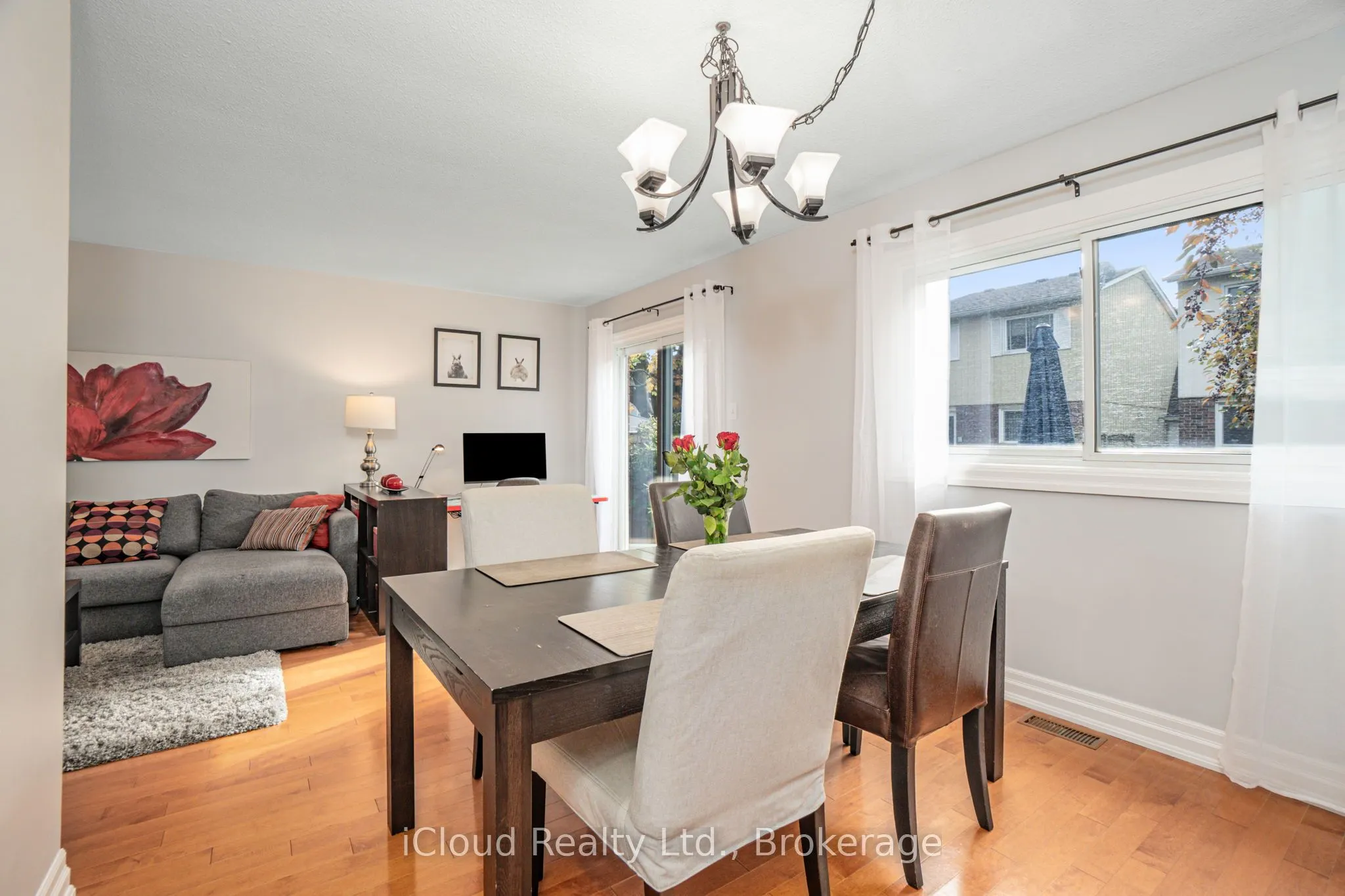 5061 Pinedale Avenue, #101