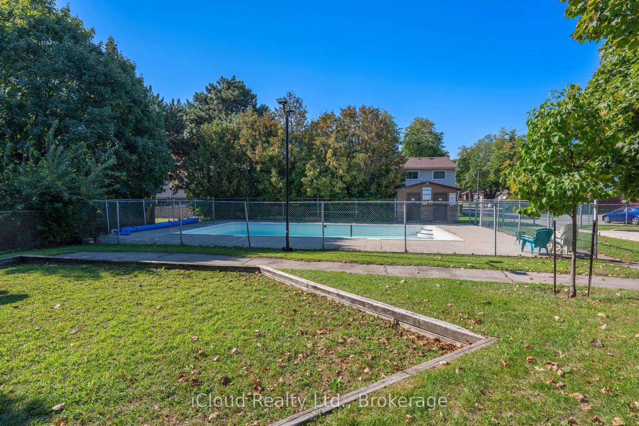 5061 Pinedale Avenue, #101