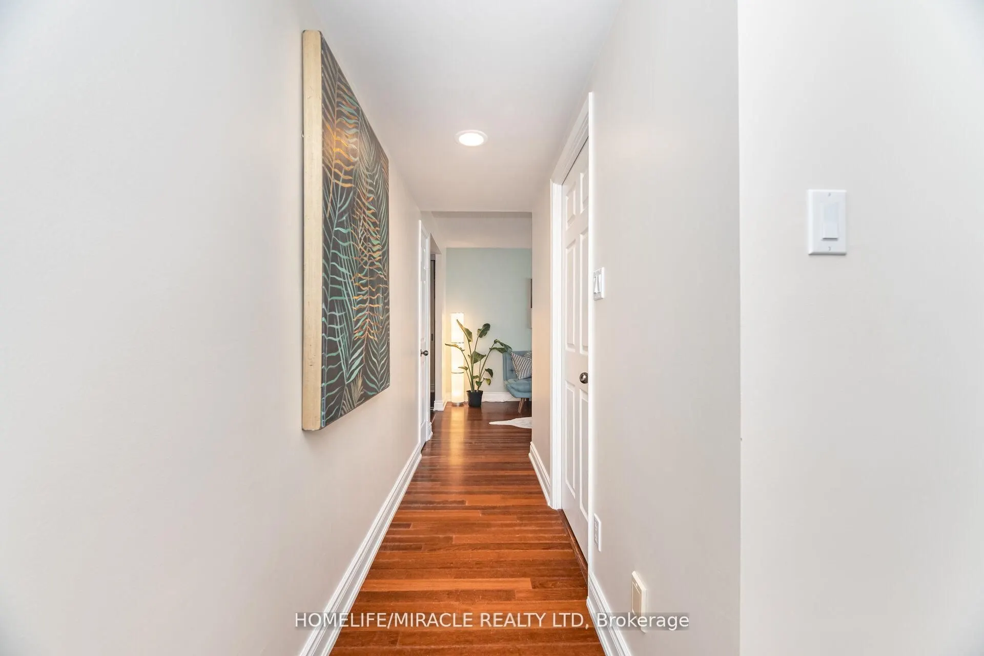 50 Eglinton Ave W, #1701