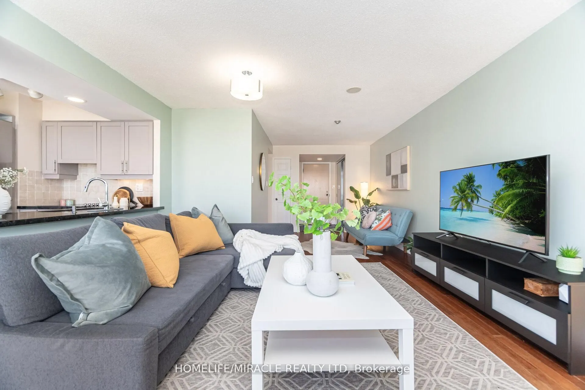 50 Eglinton Ave W, #1701