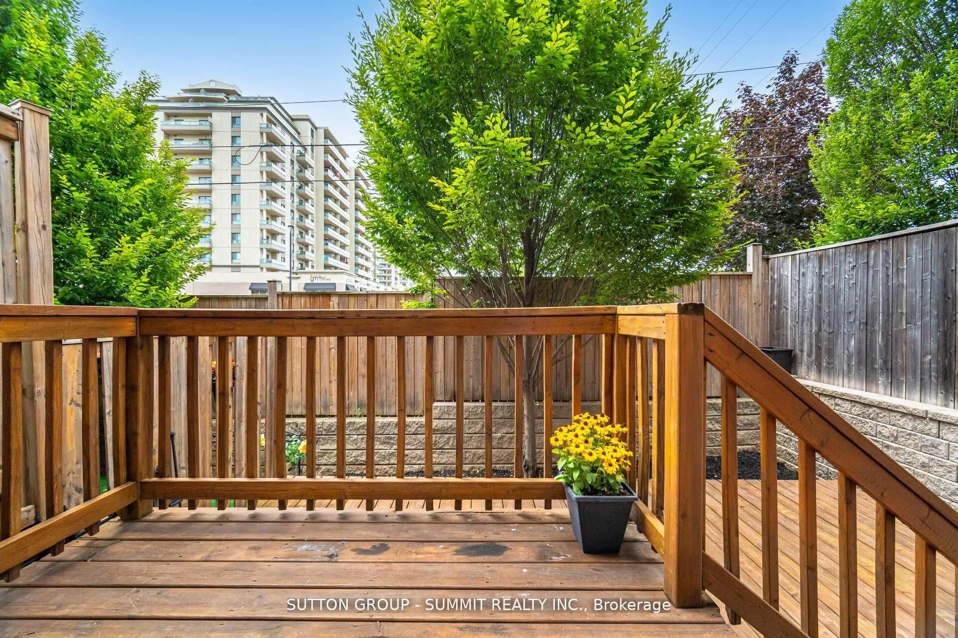 70 Plains Road W, #12