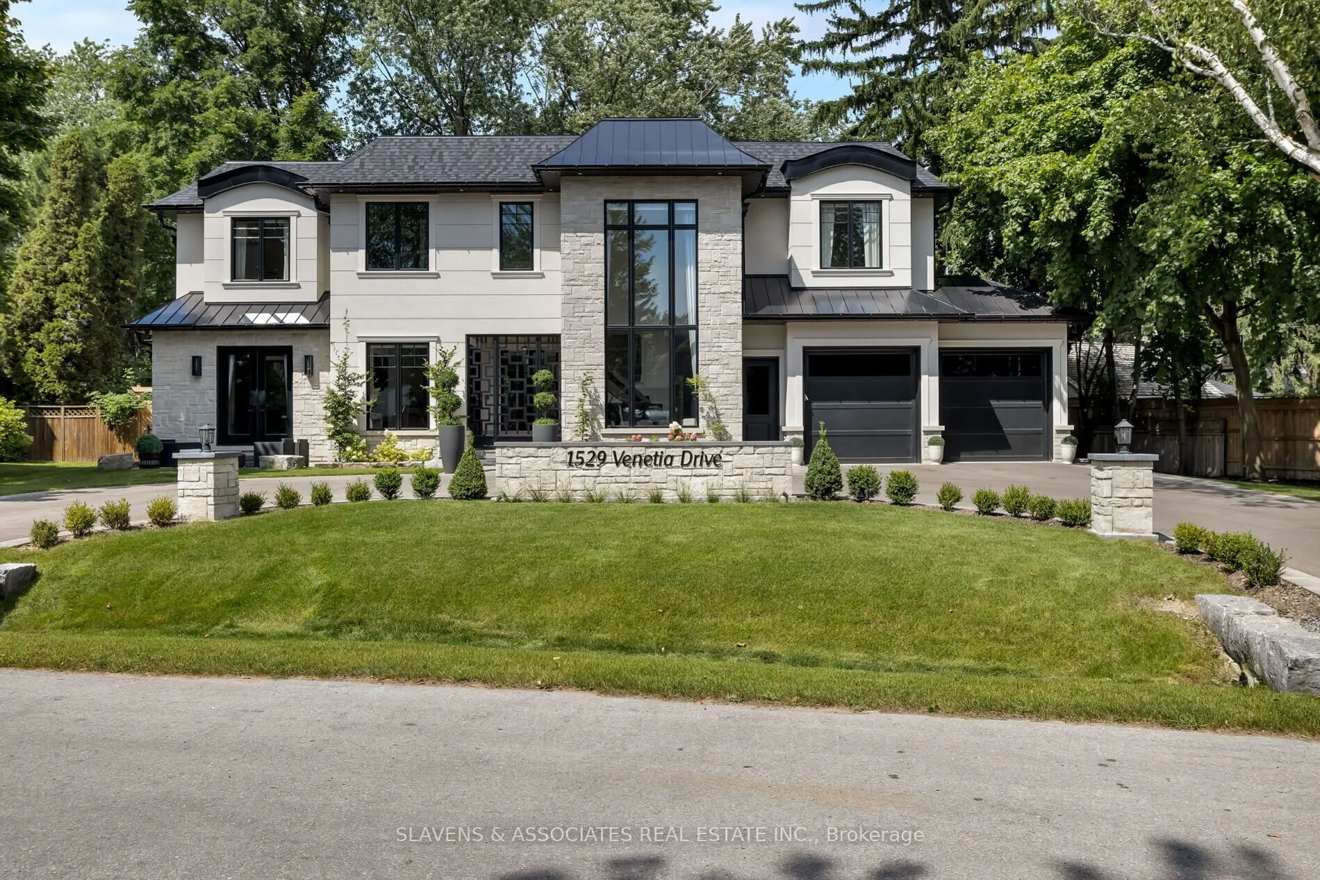 1529 Venetia Drive