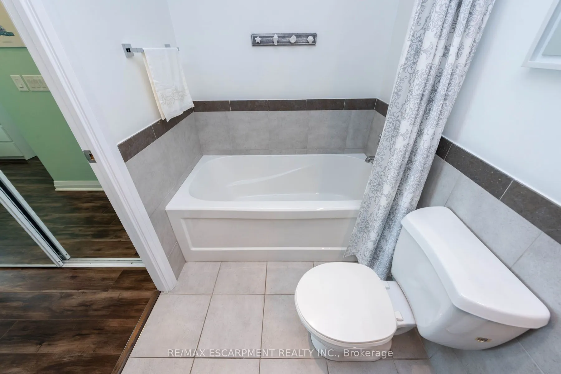 1055 Southdown Road, #710