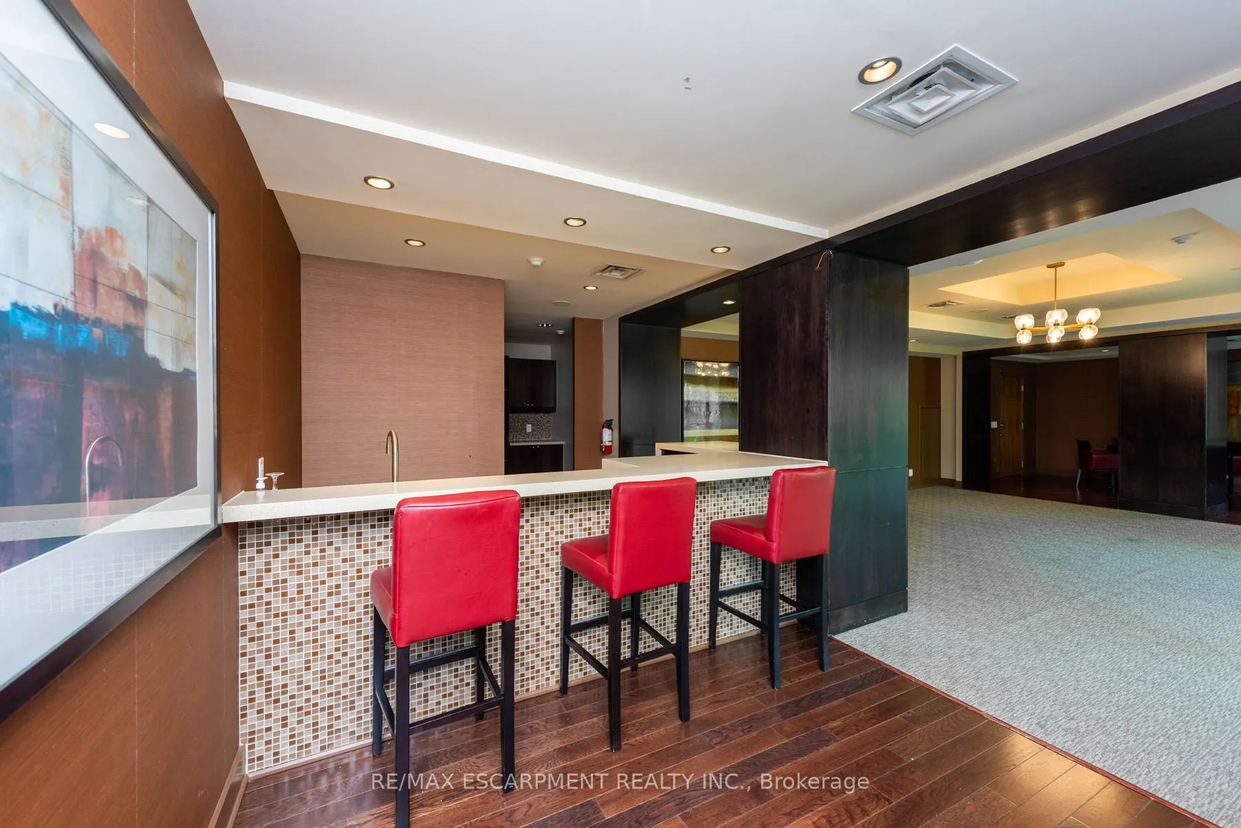 1055 Southdown Road, #710