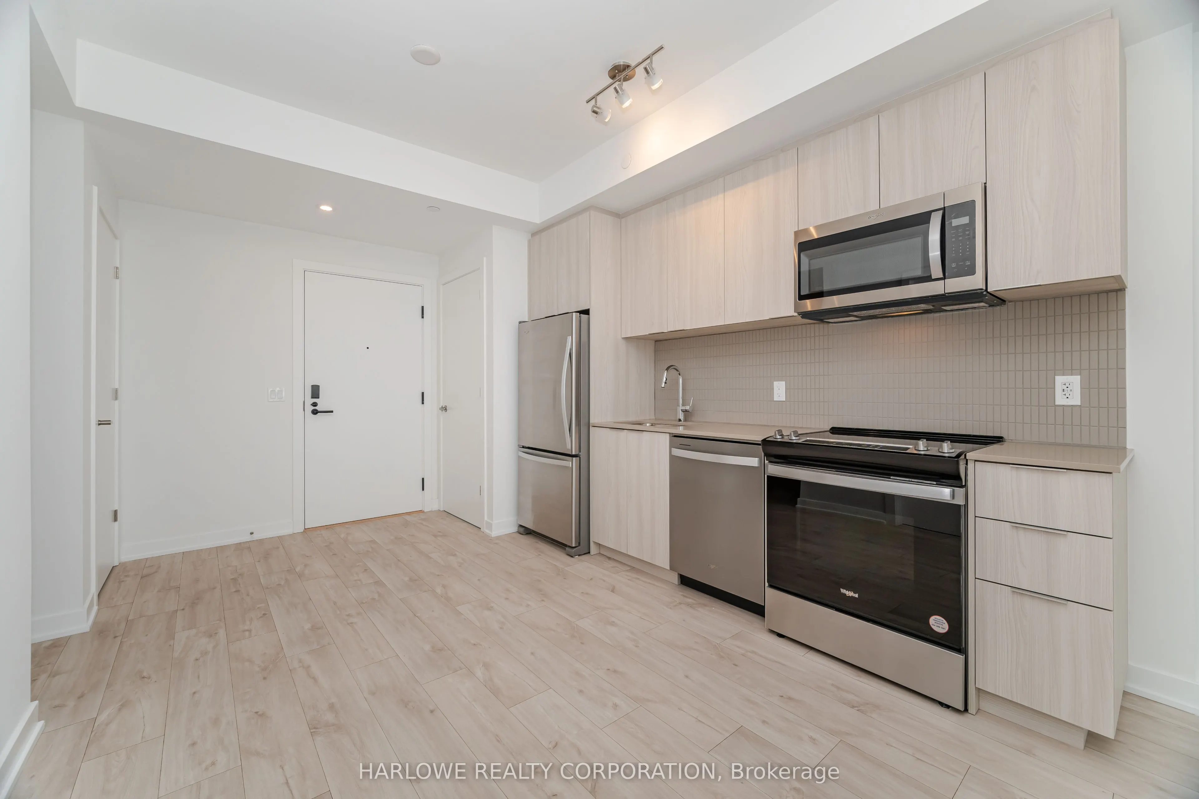 760 Whitlock Avenue, #606