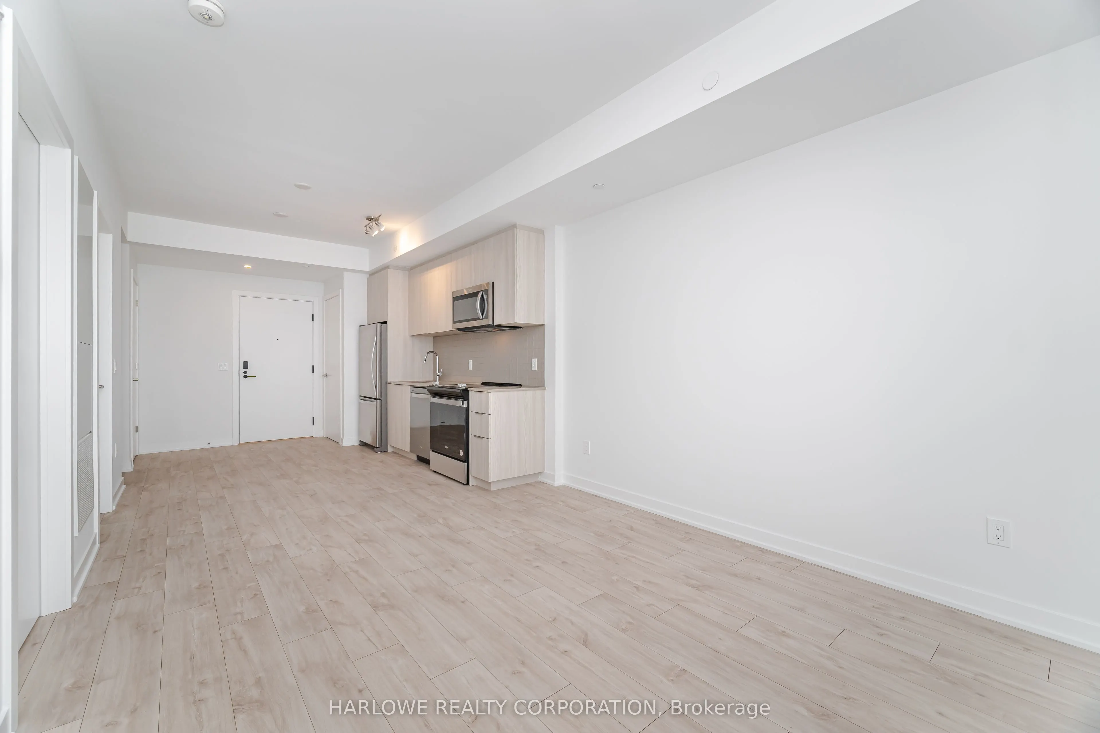 760 Whitlock Avenue, #606