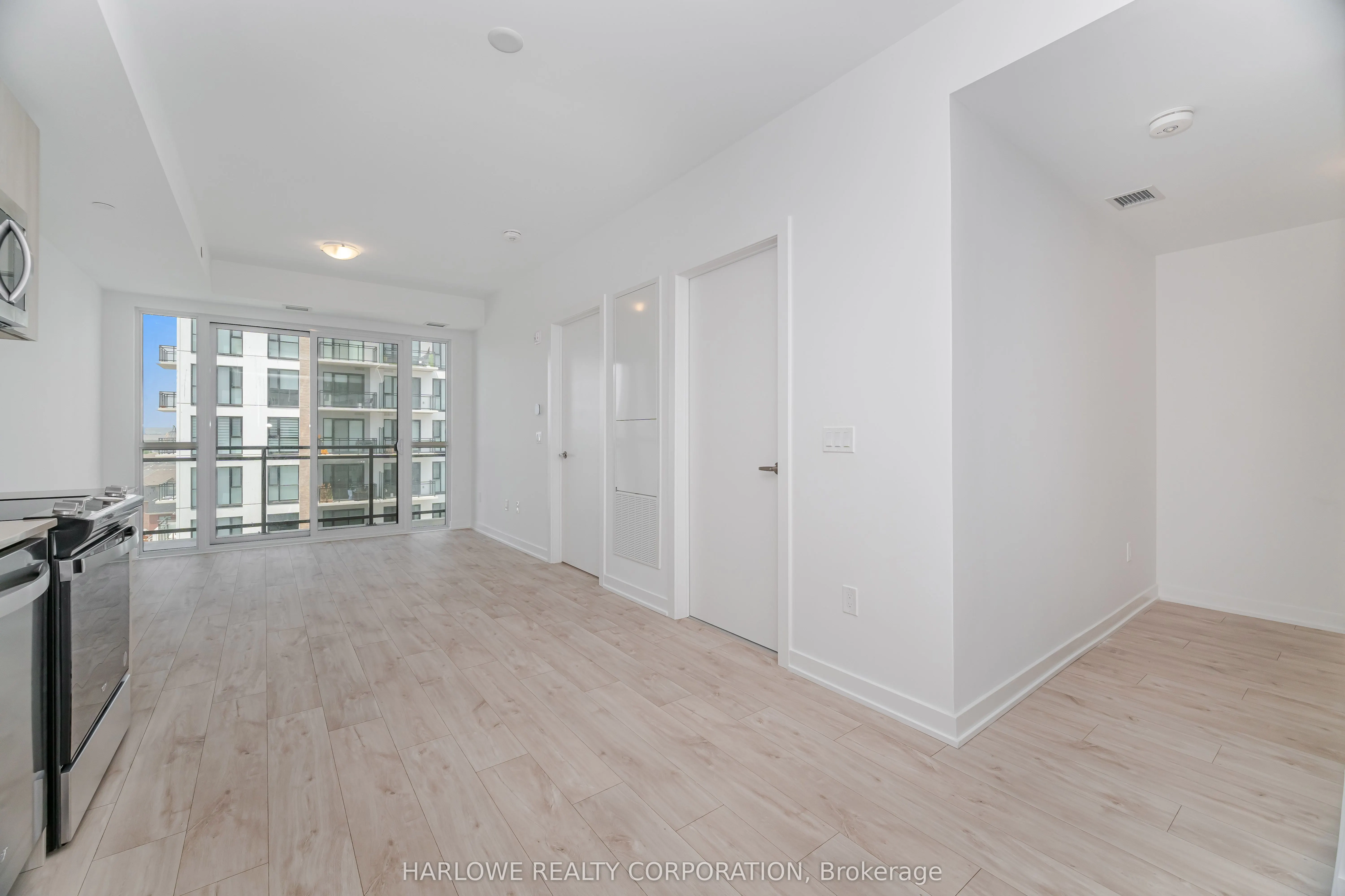 760 Whitlock Avenue, #606