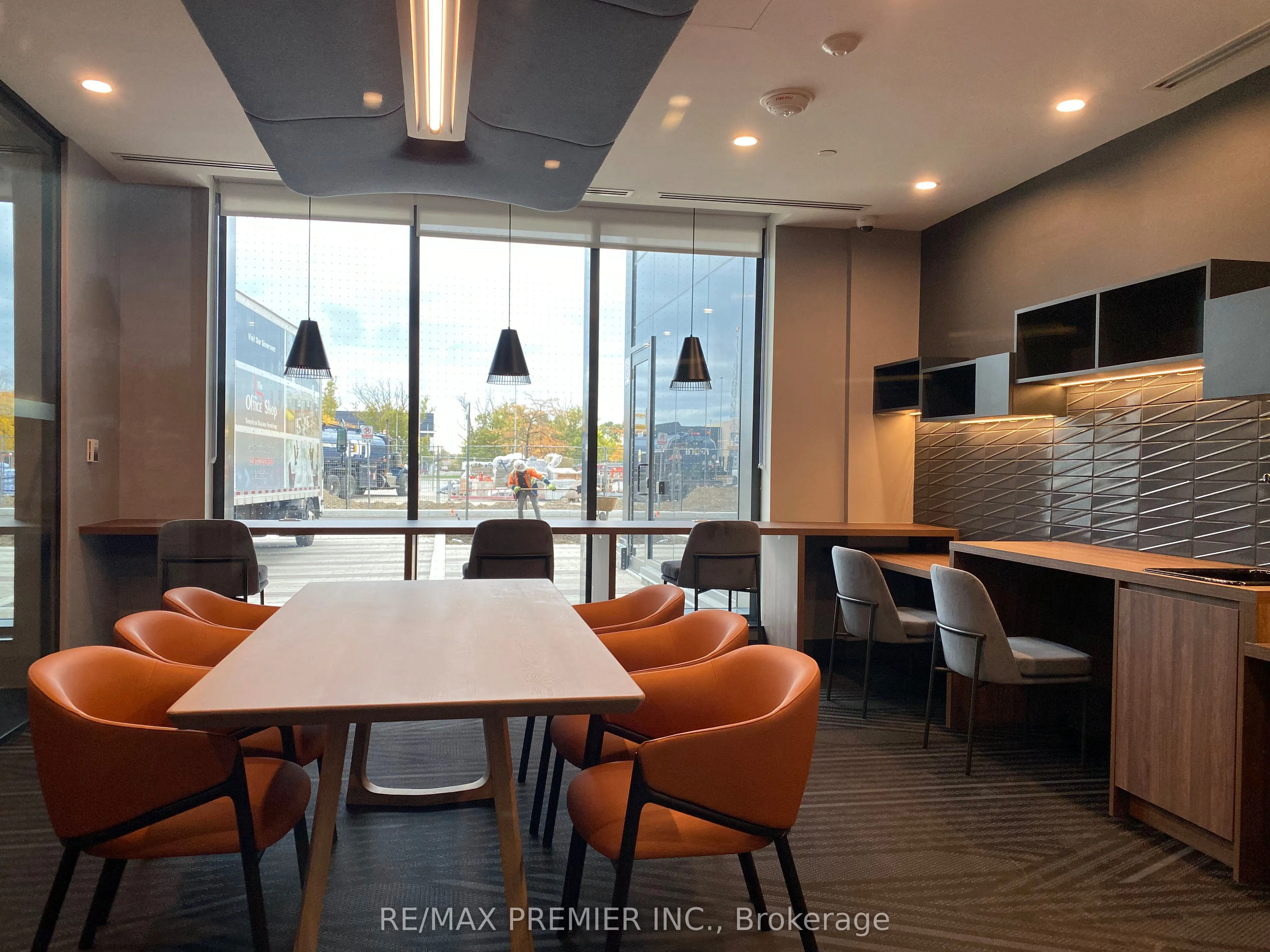 1037 The Queensway, #514