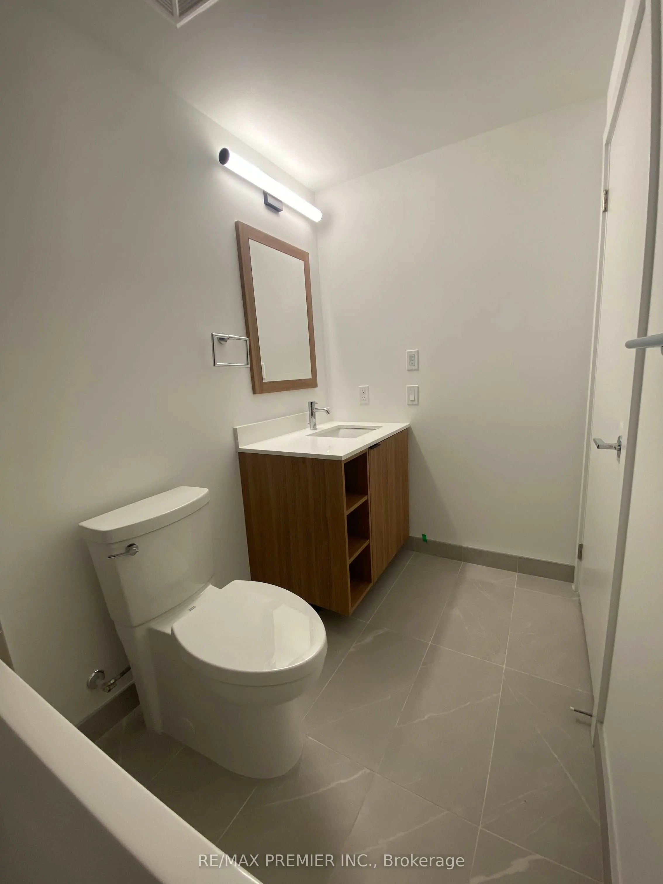 1037 The Queensway, #514