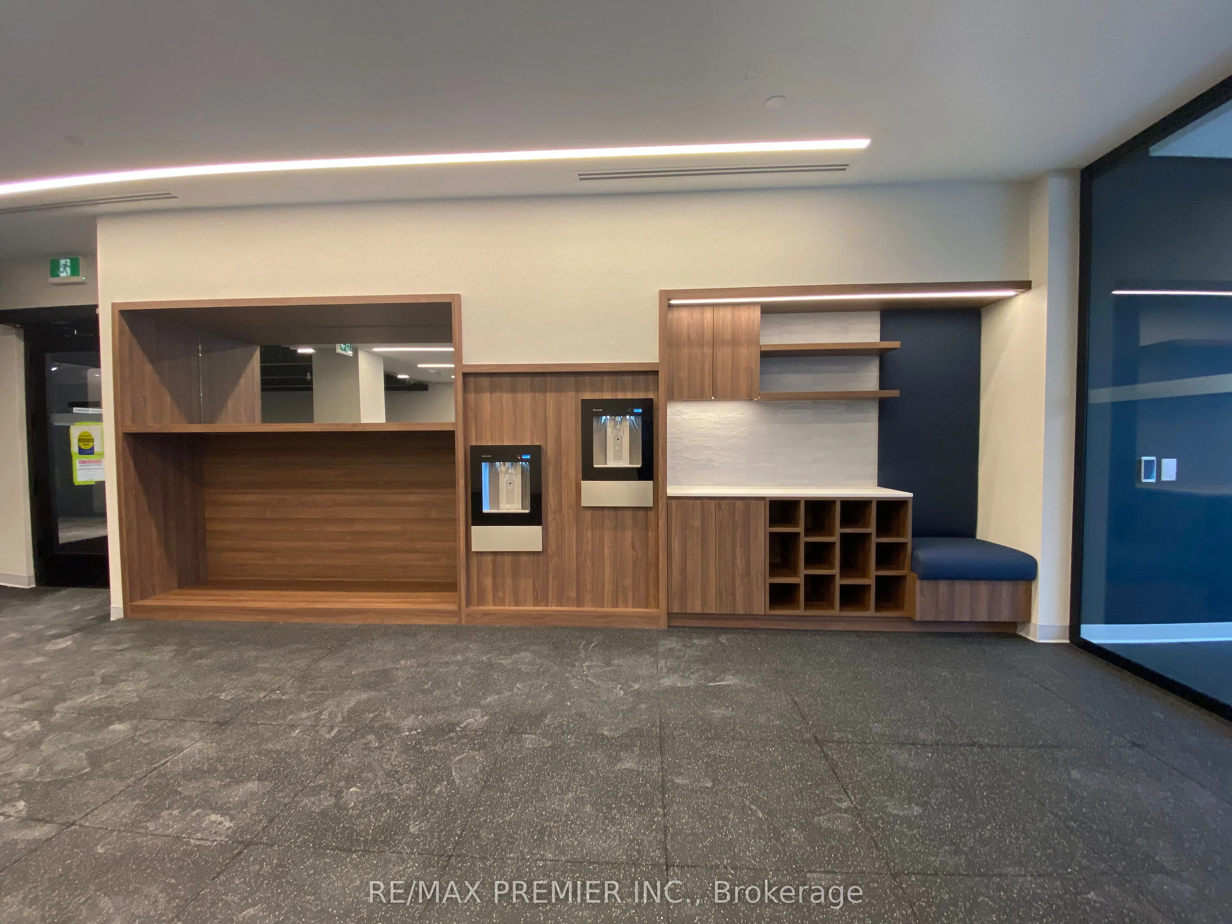 1037 The Queensway, #514