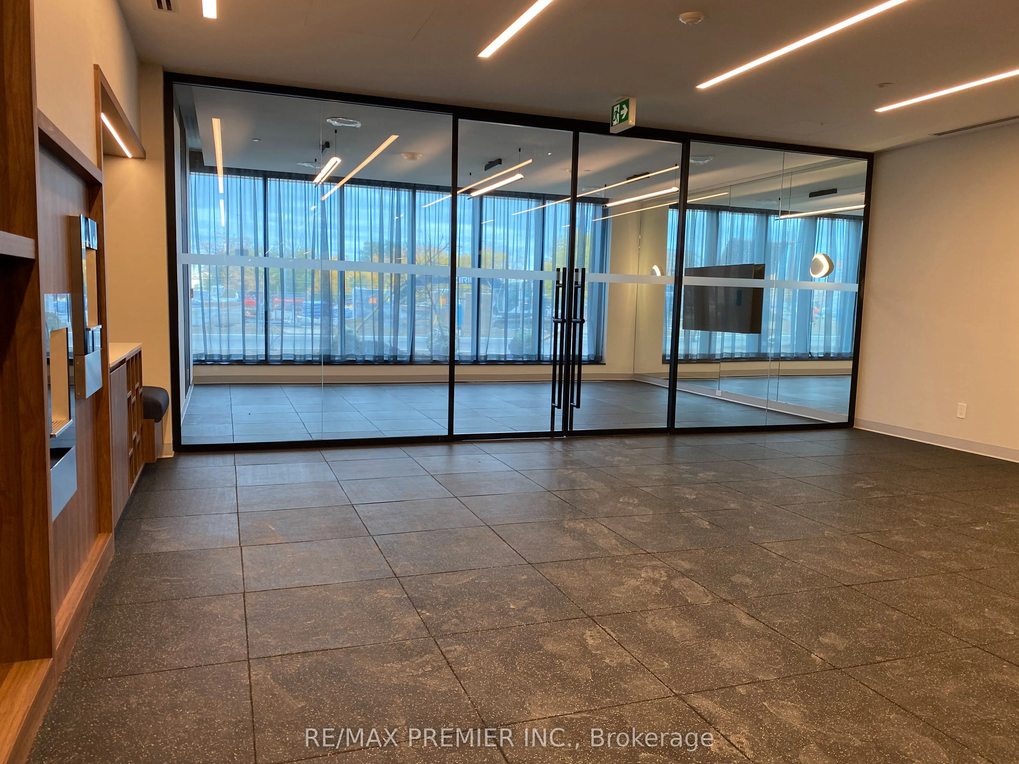 1037 The Queensway, #514