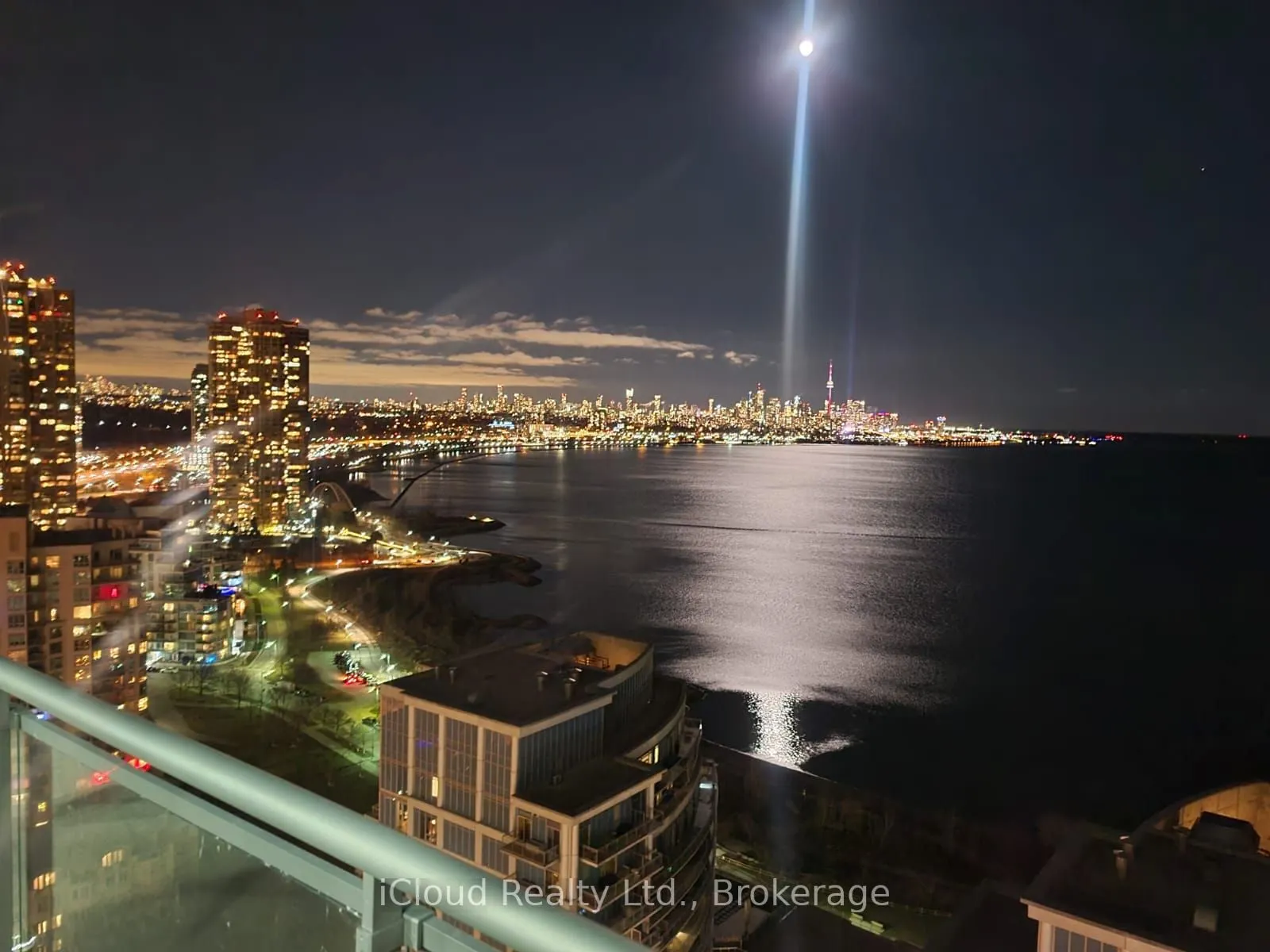 2121 Lake Shore Boulevard W, #813