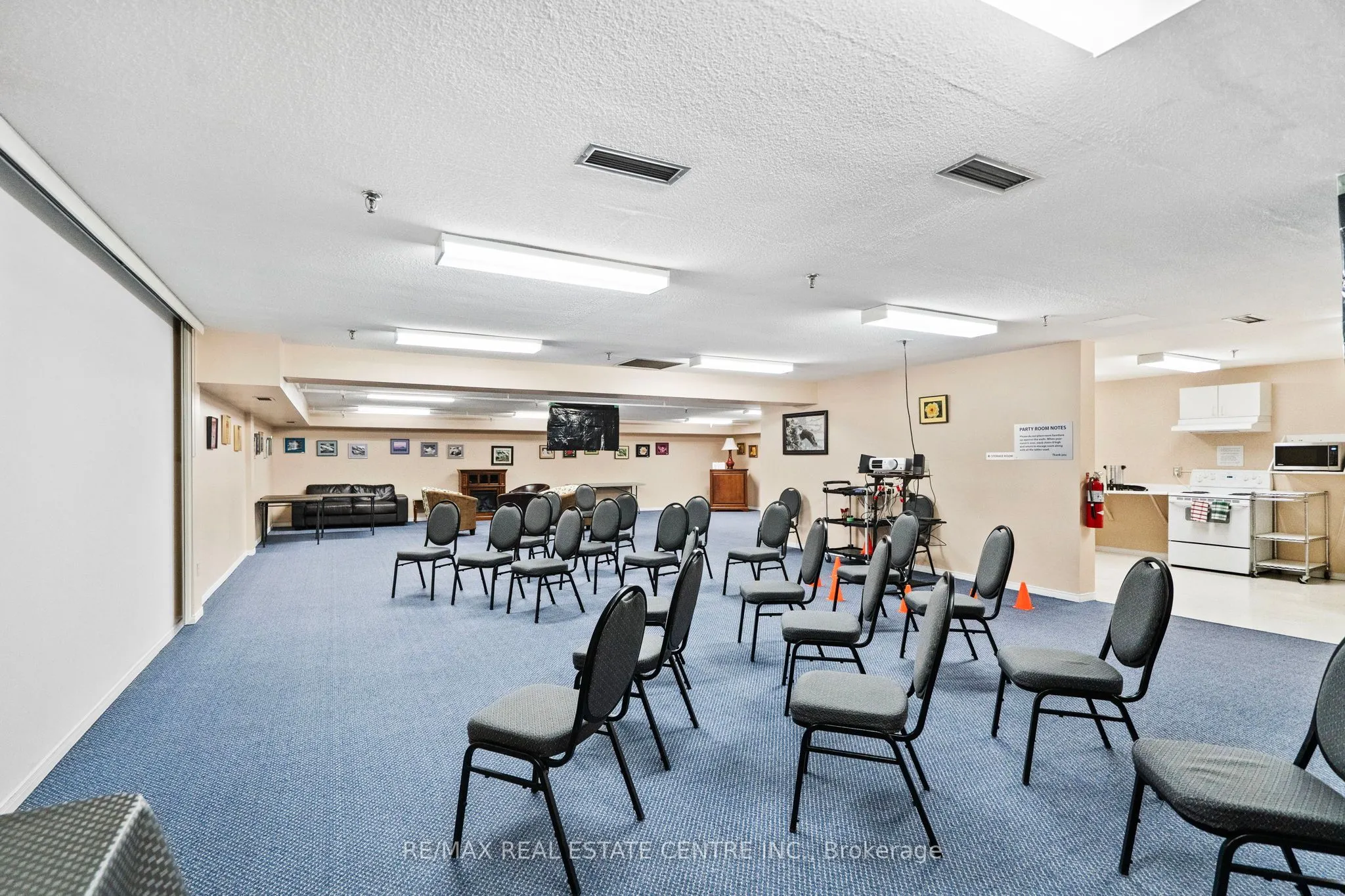 5090 Pinedale Ave Avenue, #209