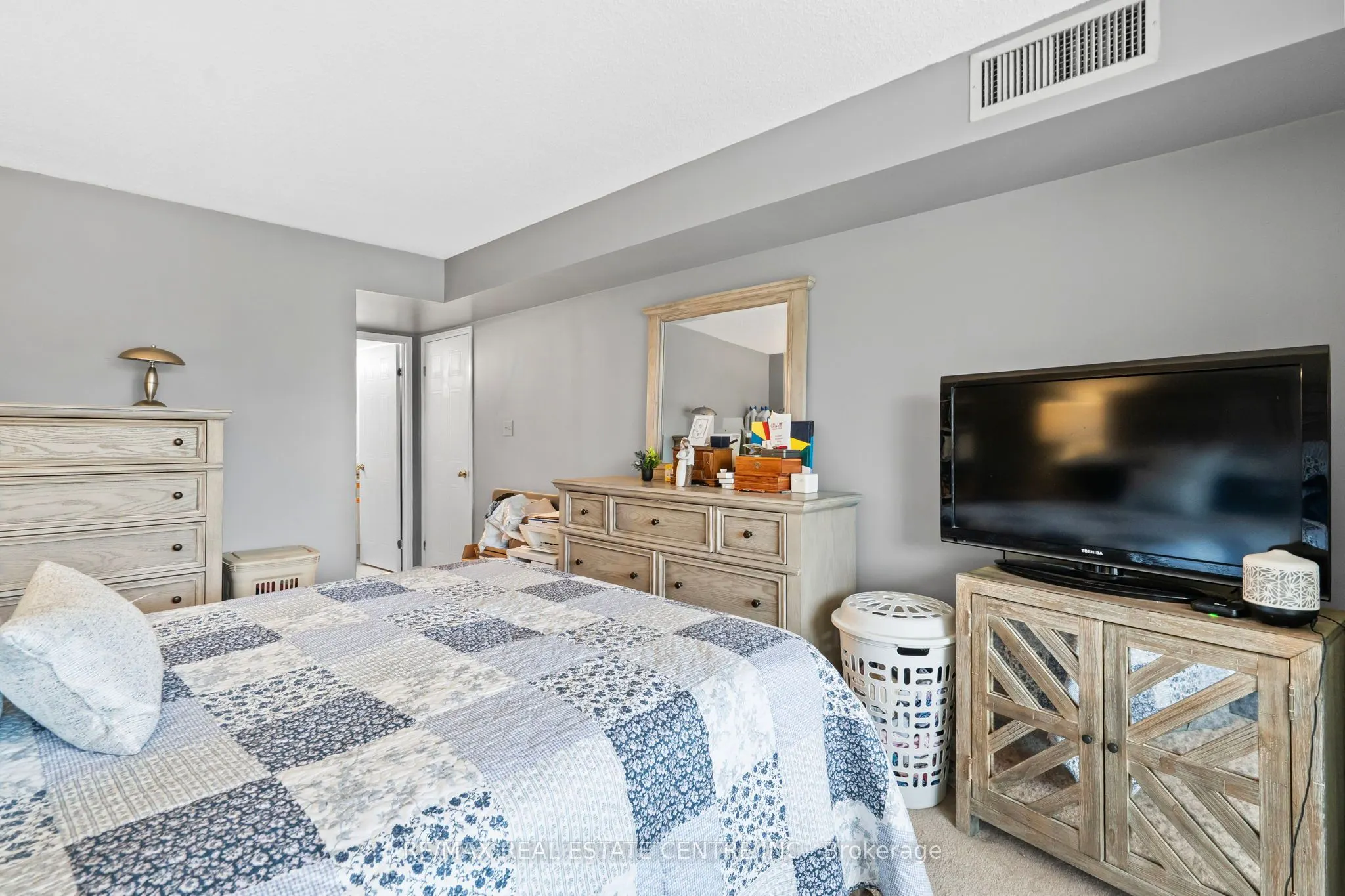 5090 Pinedale Ave Avenue, #209